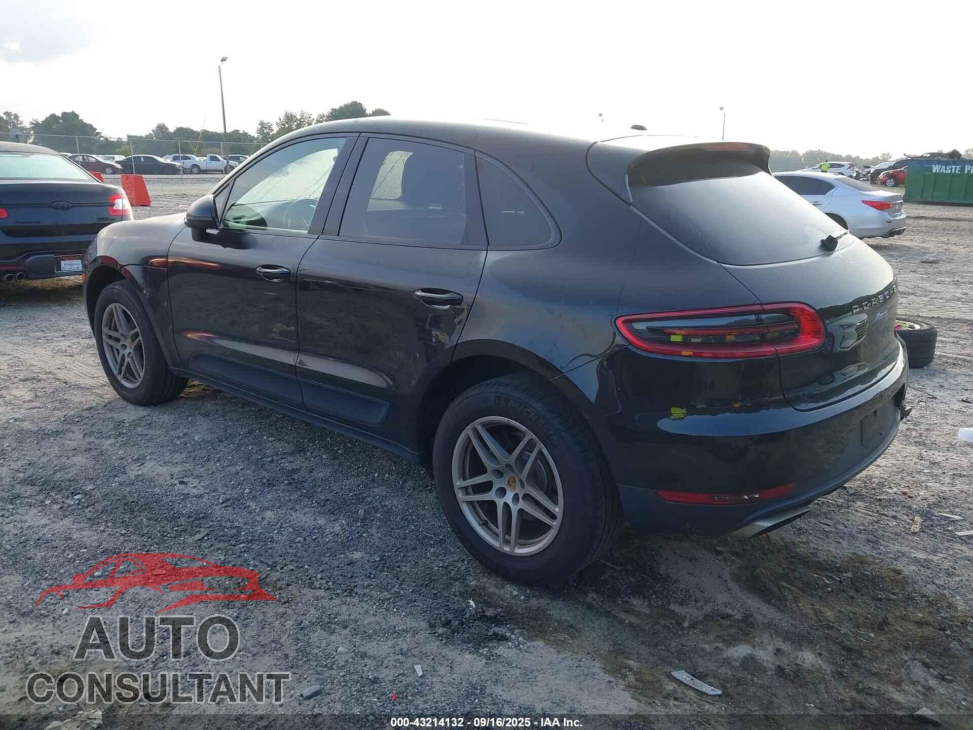 PORSCHE MACAN 2018 - WP1AA2A54JLB09390