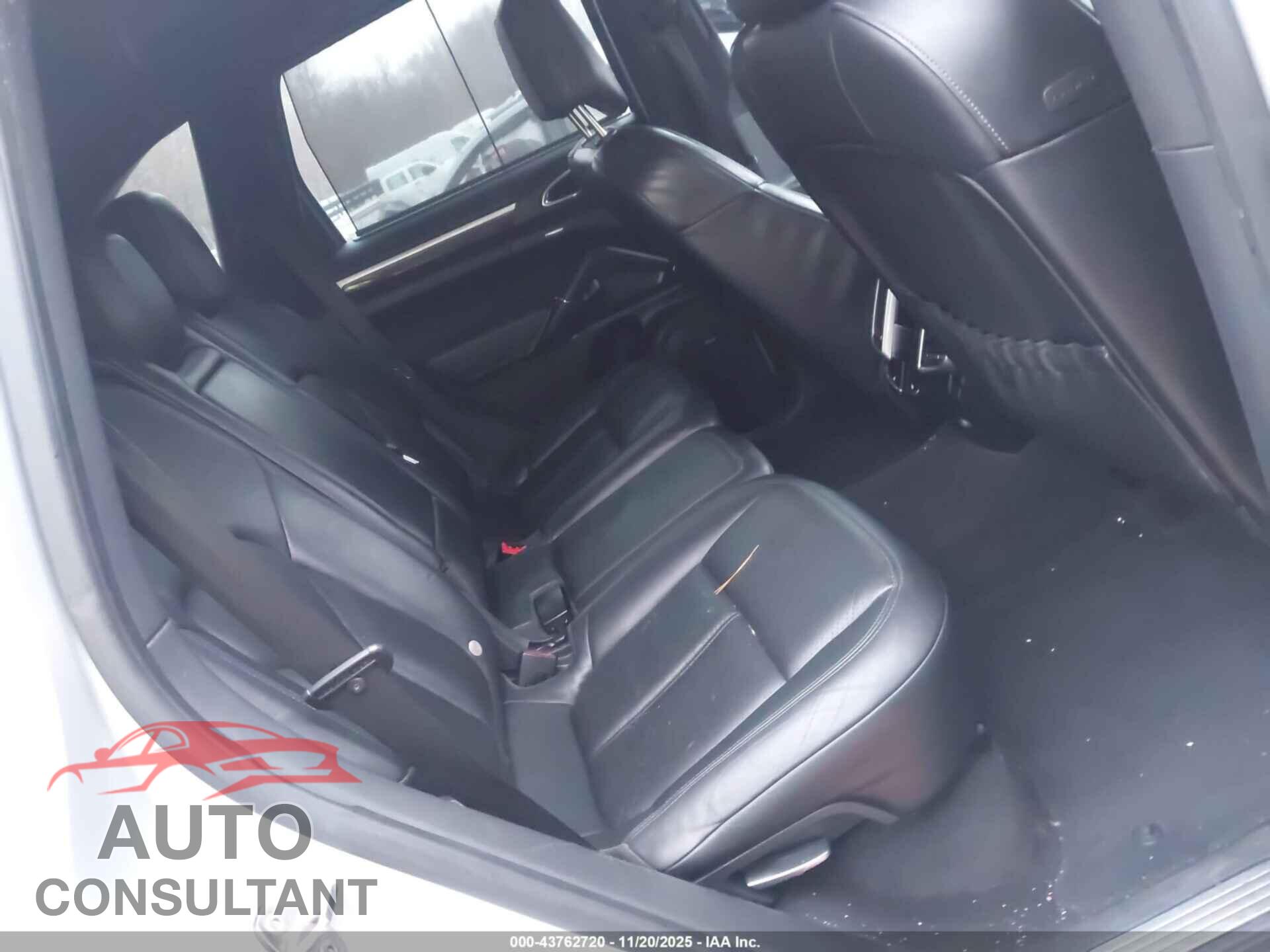 PORSCHE CAYENNE 2013 - WP1AB2A28DLA83268