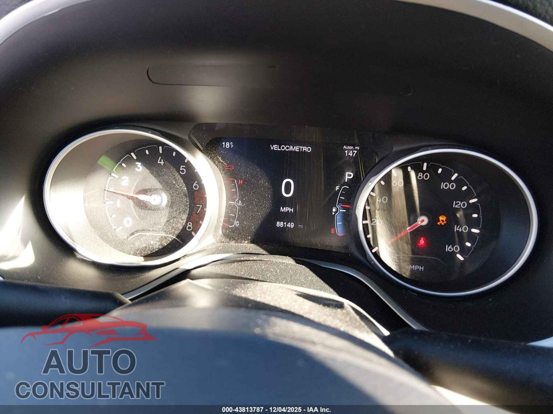 JEEP COMPASS 2018 - 3C4NJDCB2JT418748