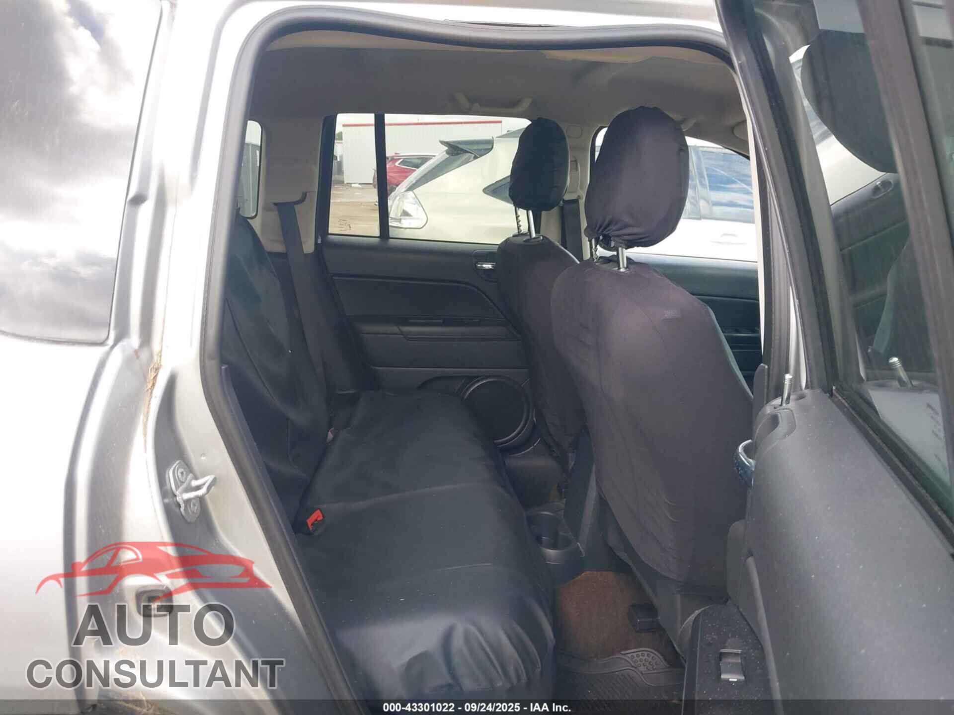 JEEP COMPASS 2015 - 1C4NJCBA3FD104607