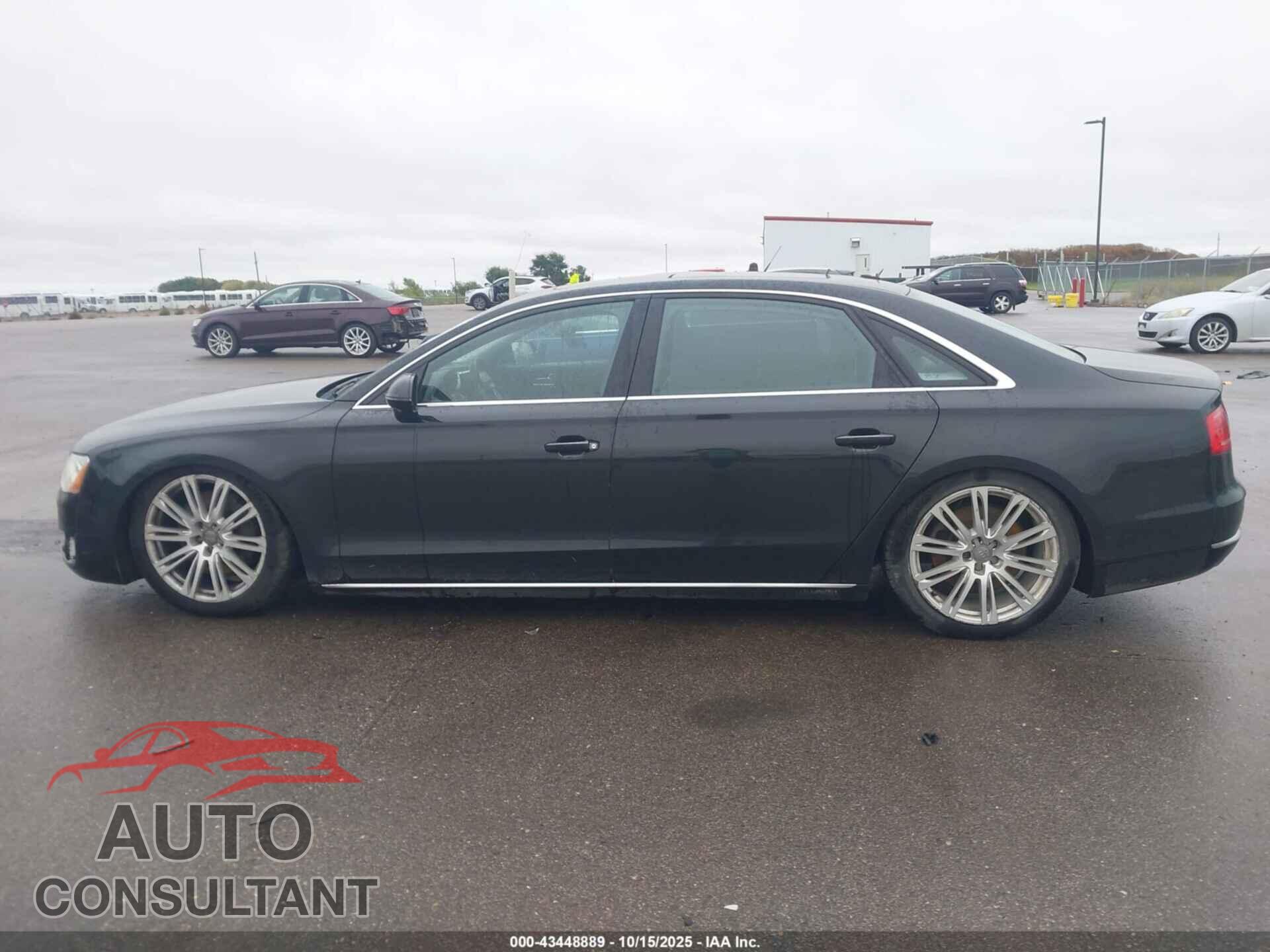 AUDI A8 L 2012 - WAURVAFD5CN016448