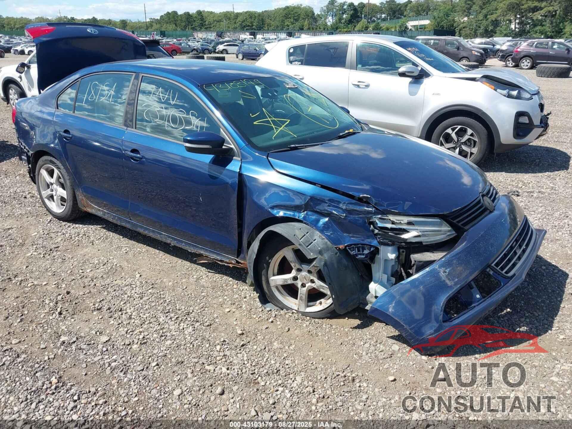 VOLKSWAGEN JETTA 2011 - 3VWDX7AJ0BM346267