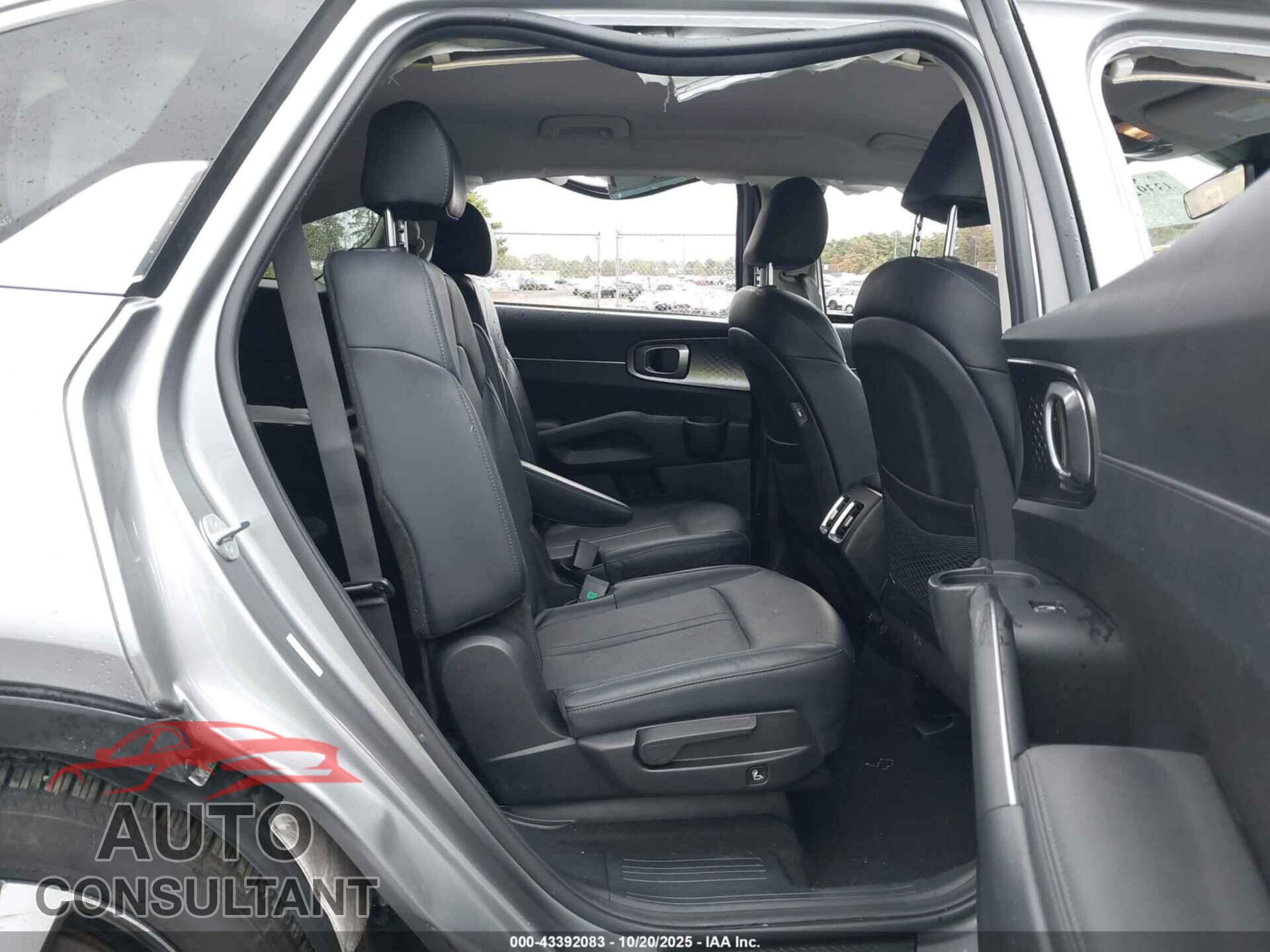 KIA SORENTO HYBRID 2023 - KNDRHDLG0P5161476