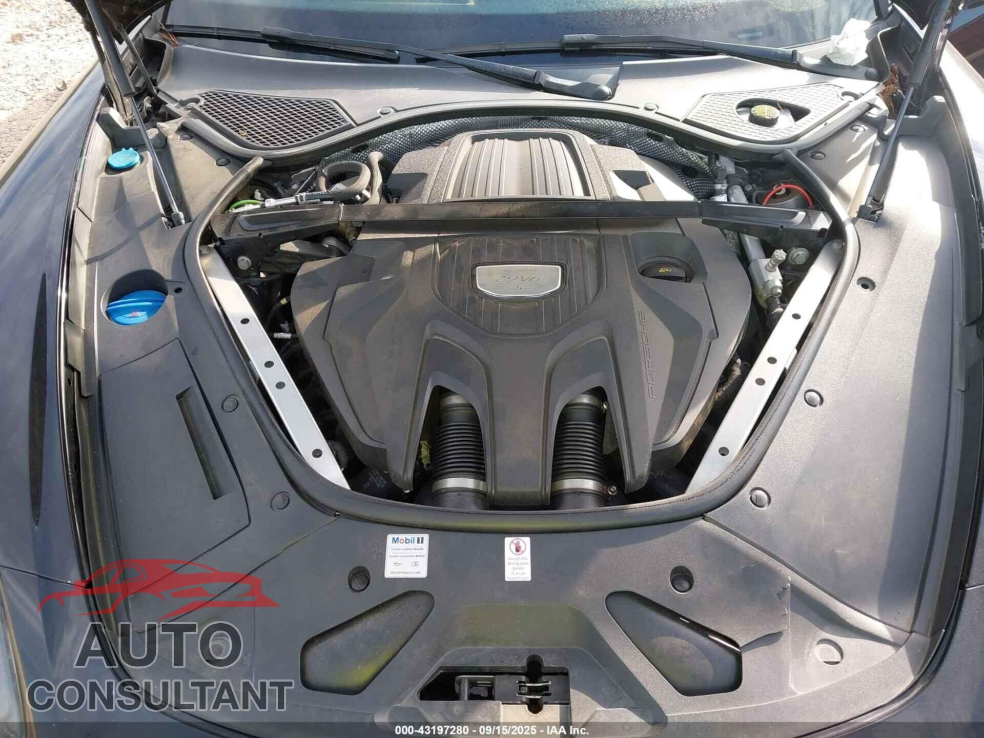 PORSCHE PANAMERA 2017 - WP0AB2A73HL123324