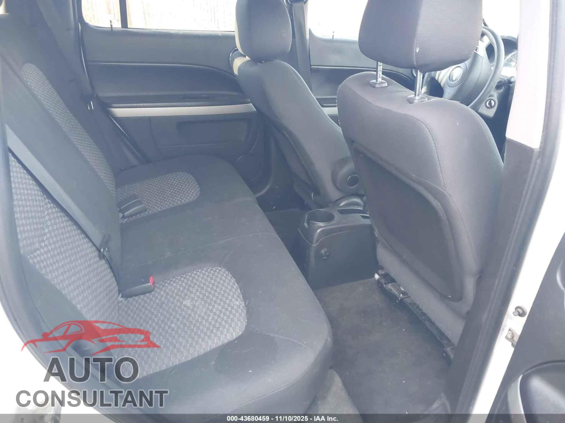 CHEVROLET HHR 2010 - 3GNBAADB2AS543729