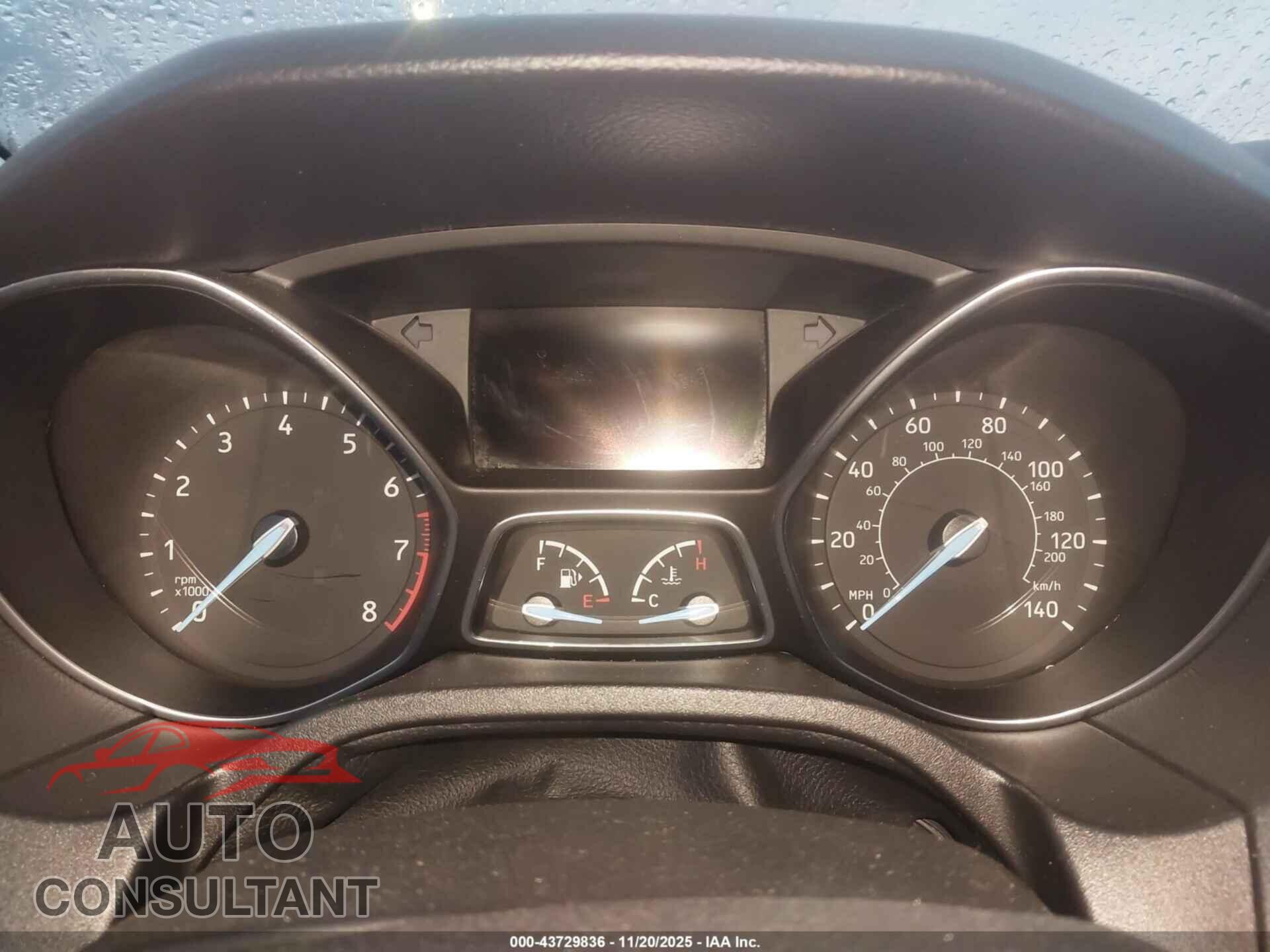 FORD FOCUS 2017 - 1FADP3F23HL319948