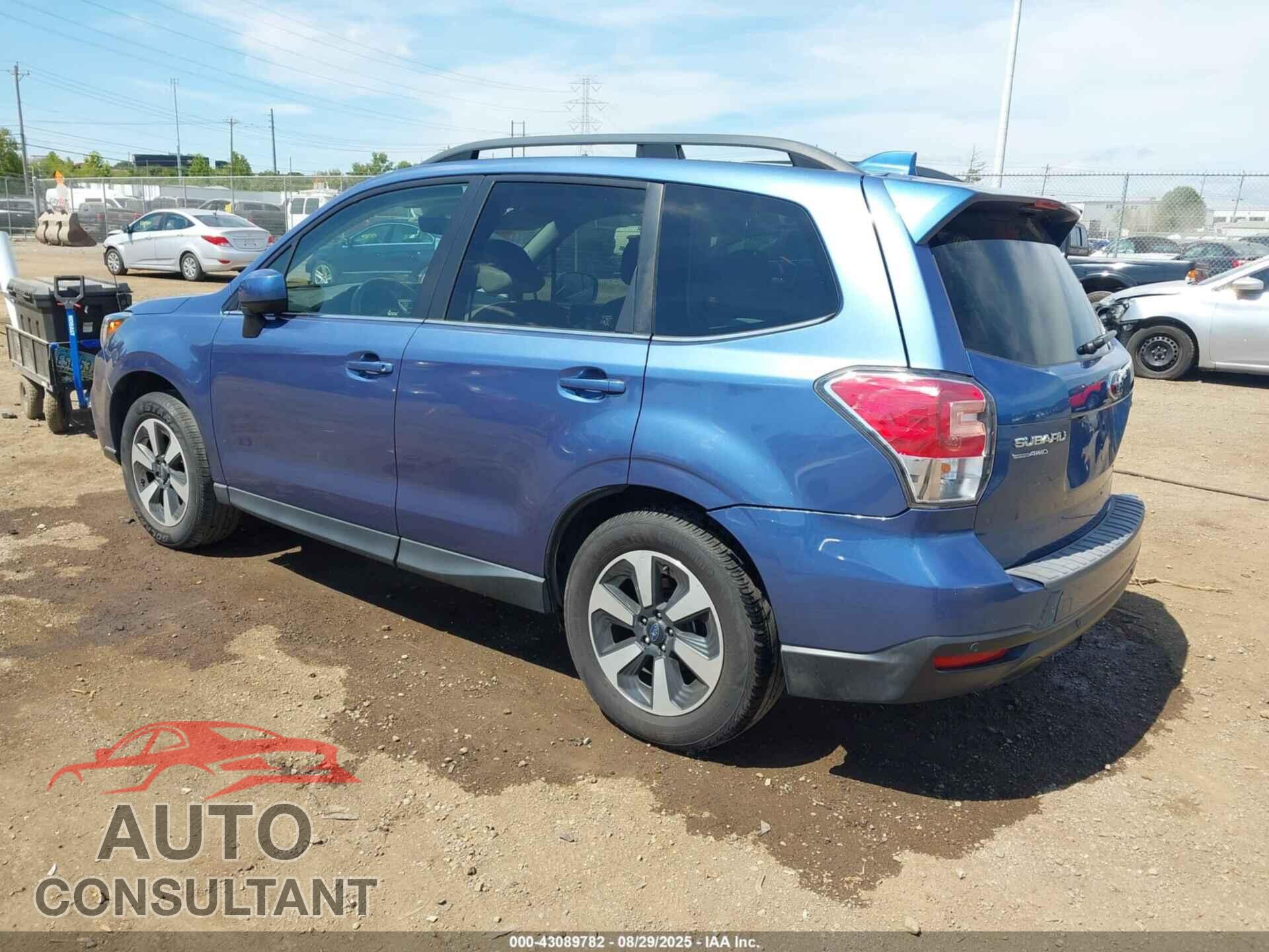SUBARU FORESTER 2017 - JF2SJARC2HH427896