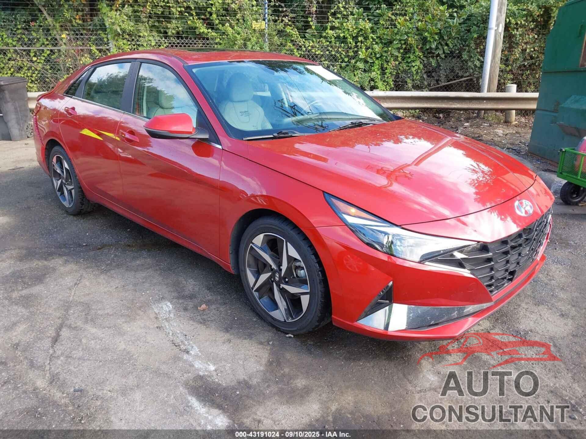 HYUNDAI ELANTRA 2022 - KMHLP4AG1NU337543