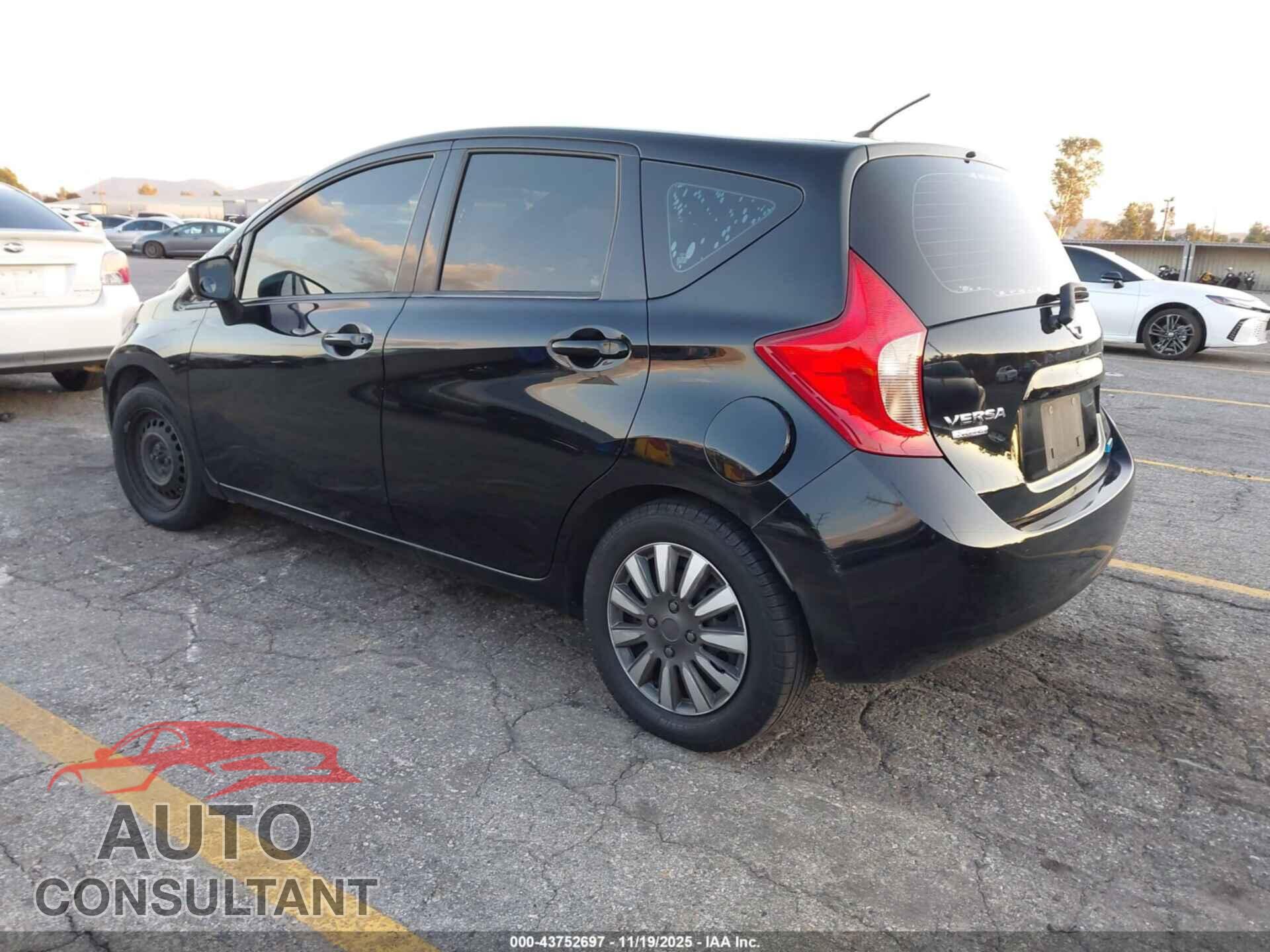 NISSAN VERSA NOTE 2015 - 3N1CE2CP3FL425715
