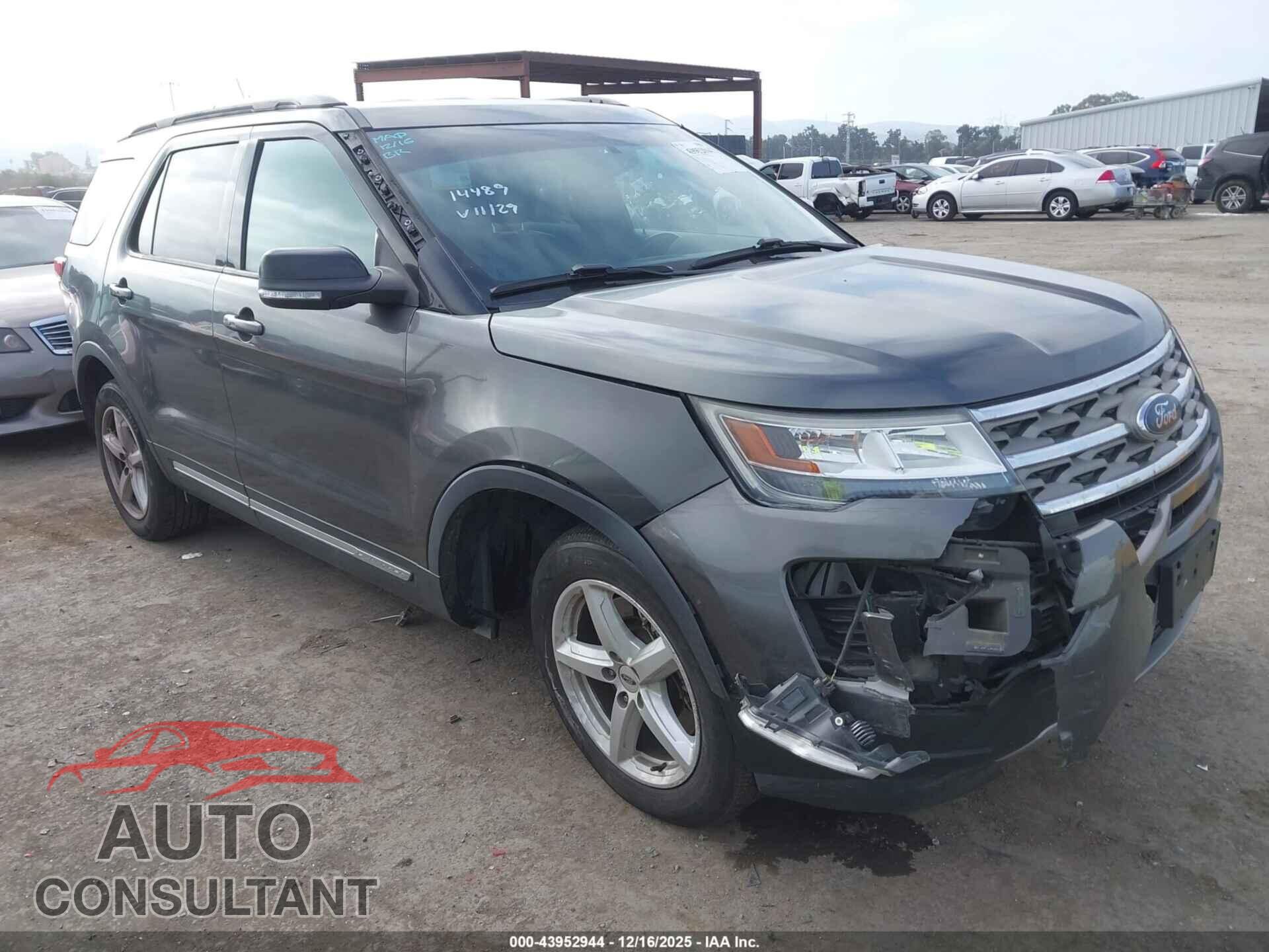 FORD EXPLORER 2018 - 1FM5K7D8XJGB57094