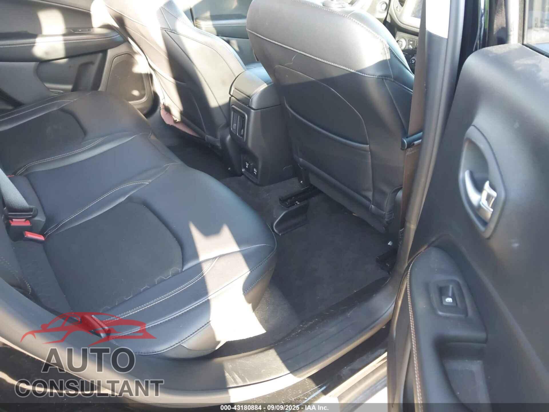 JEEP NEW COMPASS 2017 - 3C4NJCBB2HT669601