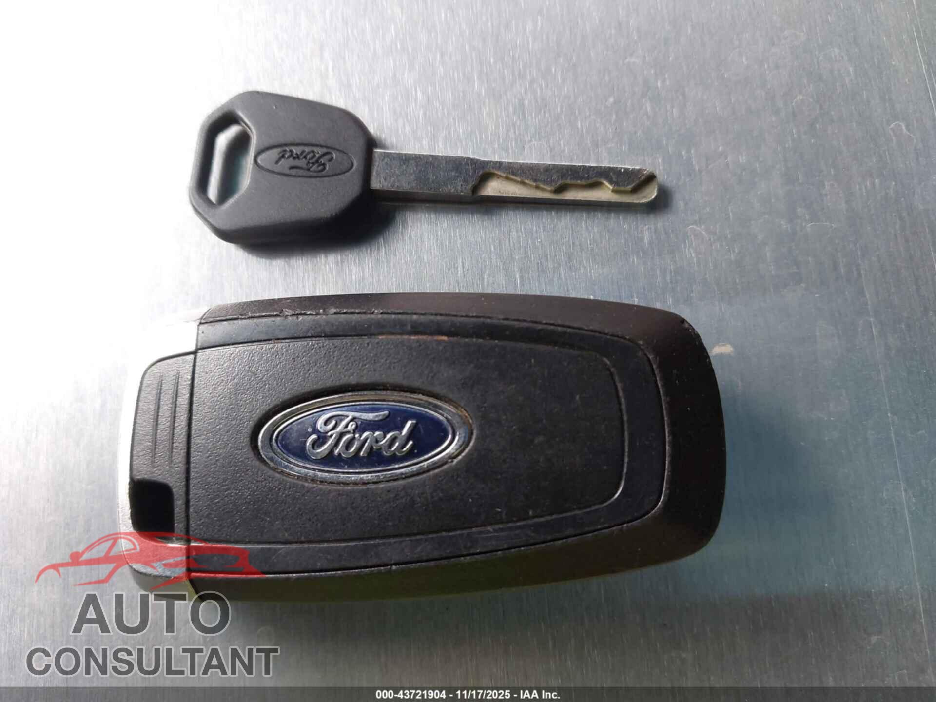 FORD EXPLORER 2018 - 1FM5K7FH0JGB39099
