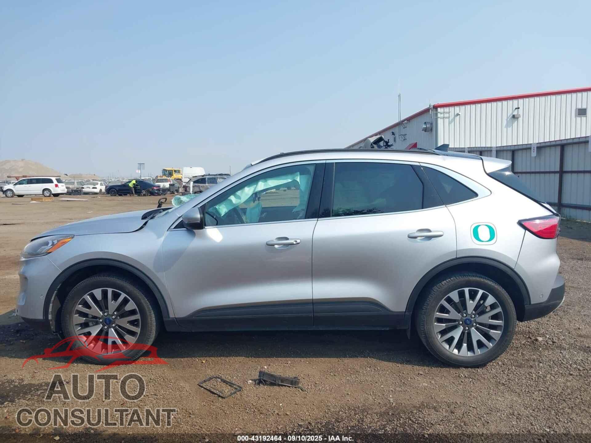 FORD ESCAPE 2020 - 1FMCU9J96LUA79251