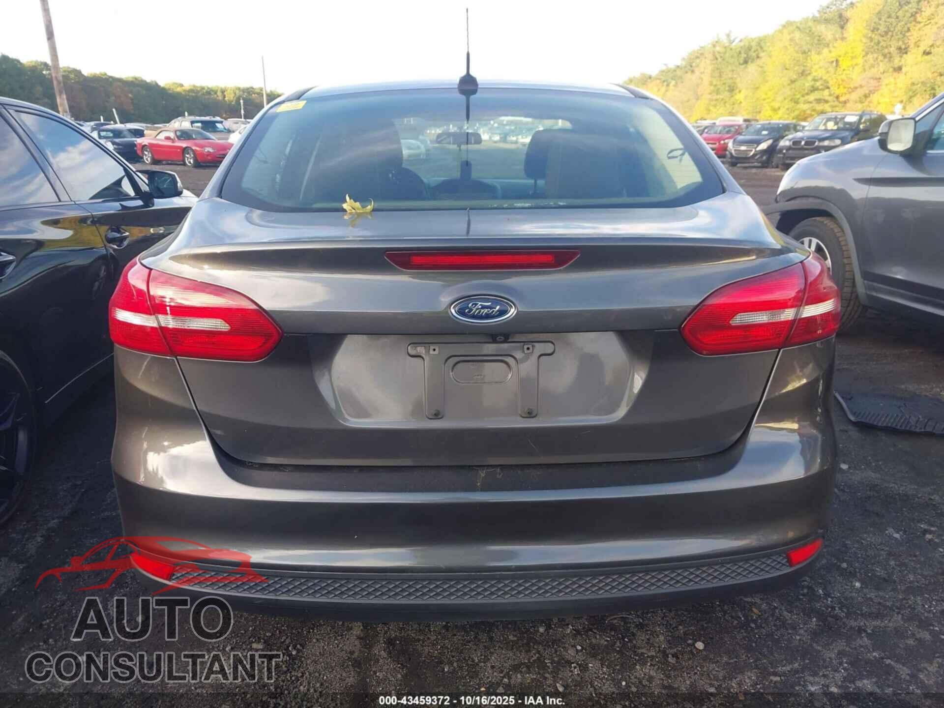 FORD FOCUS 2016 - 1FADP3F29GL239939