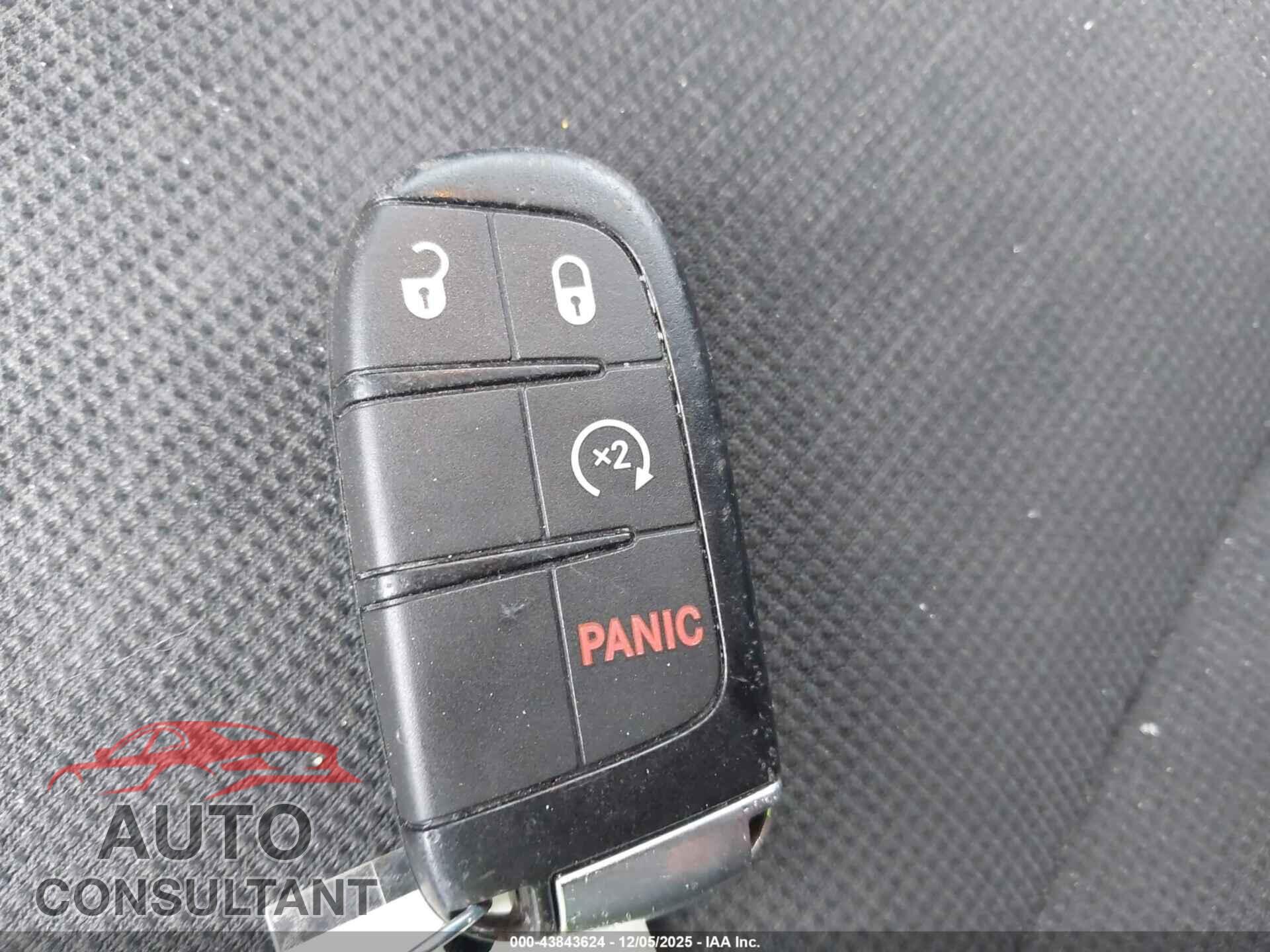 DODGE DURANGO 2015 - 1C4RDJAG3FC917082