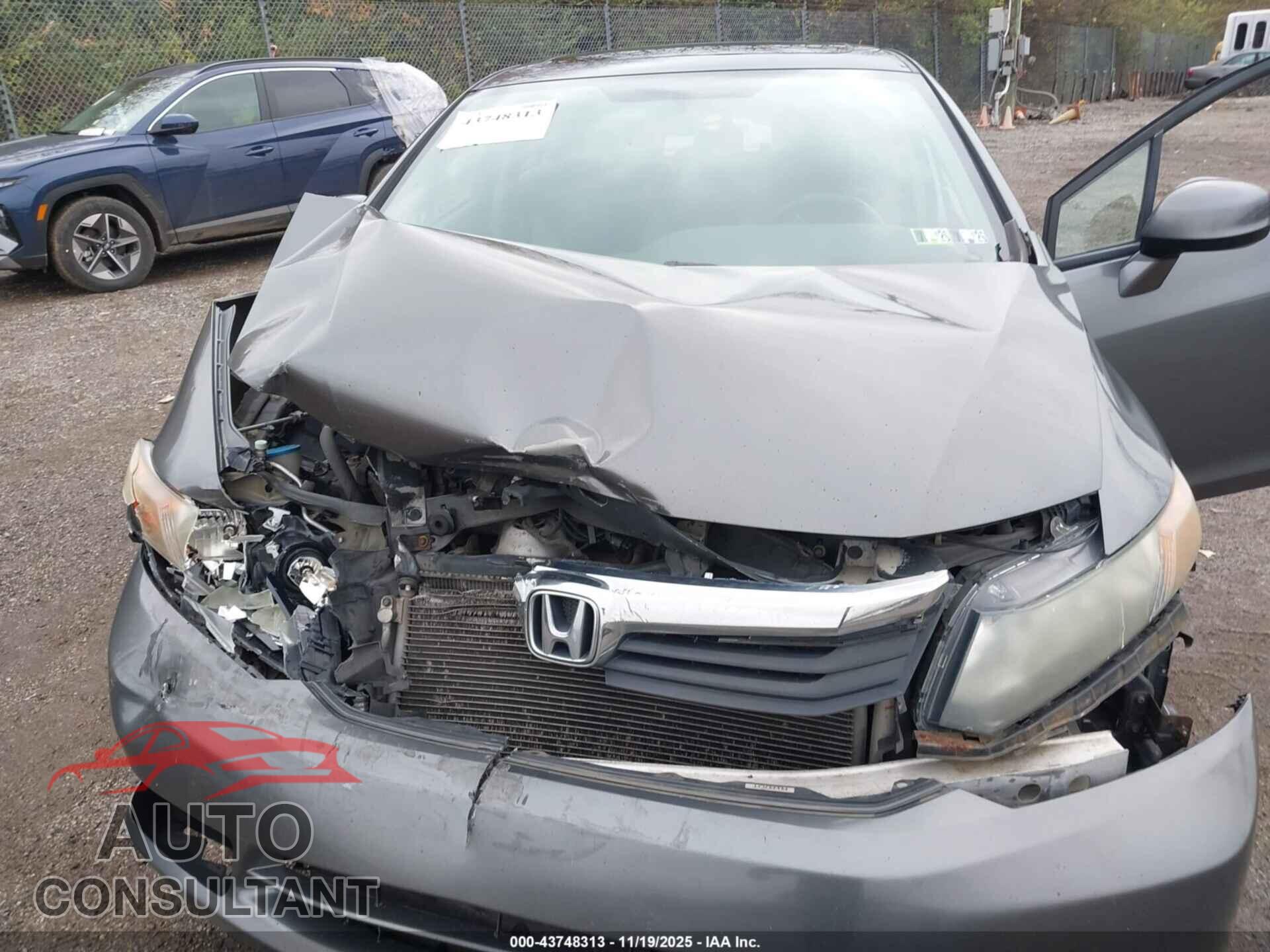 HONDA CIVIC 2012 - 2HGFB2F84CH320405