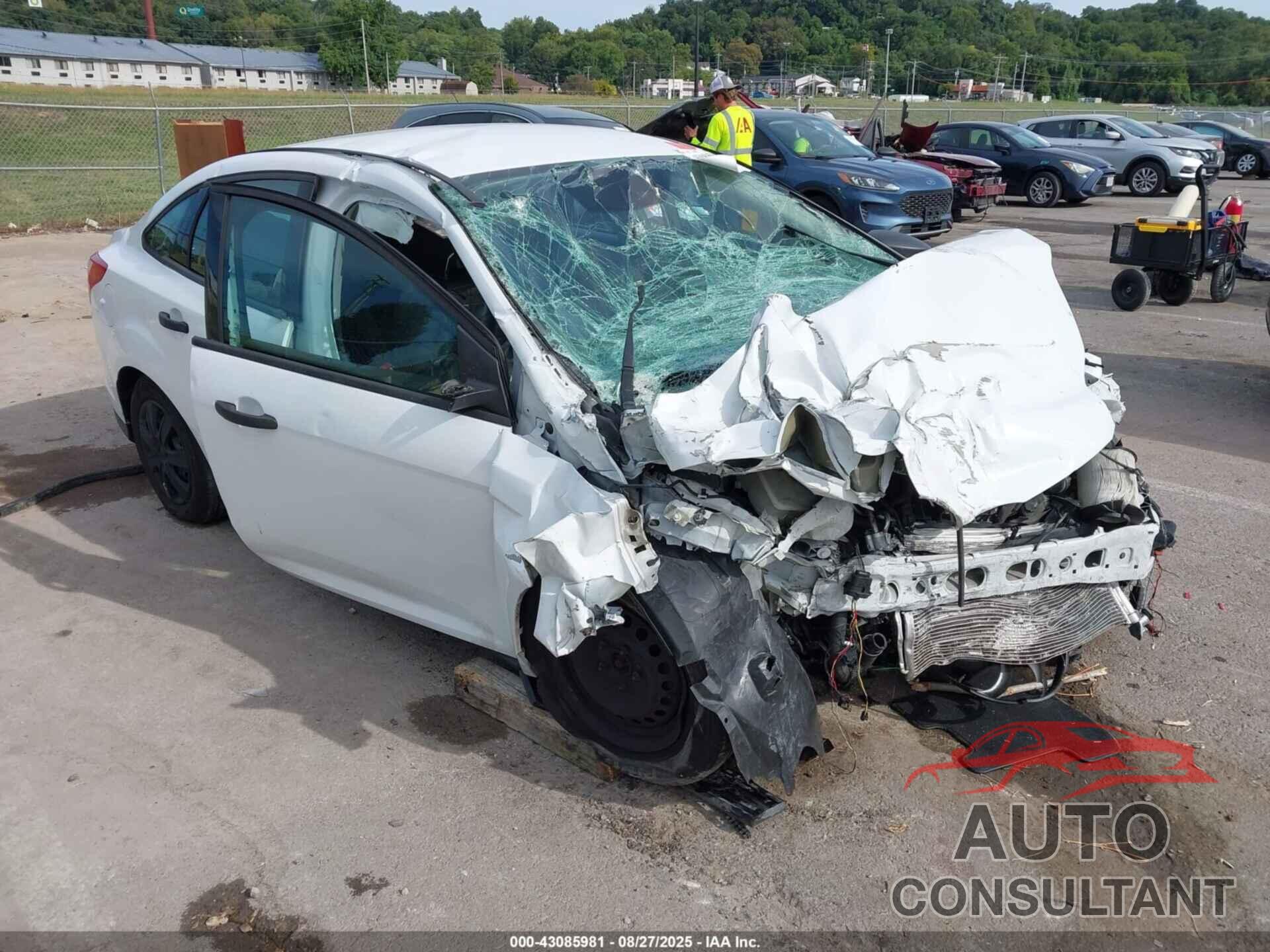 FORD FOCUS 2013 - 1FADP3E2XDL116082