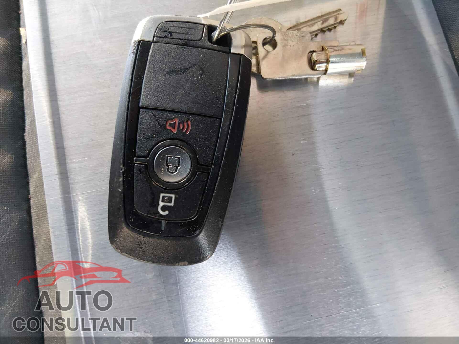 FORD ESCAPE 2020 - 1FMCU0G64LUA38092