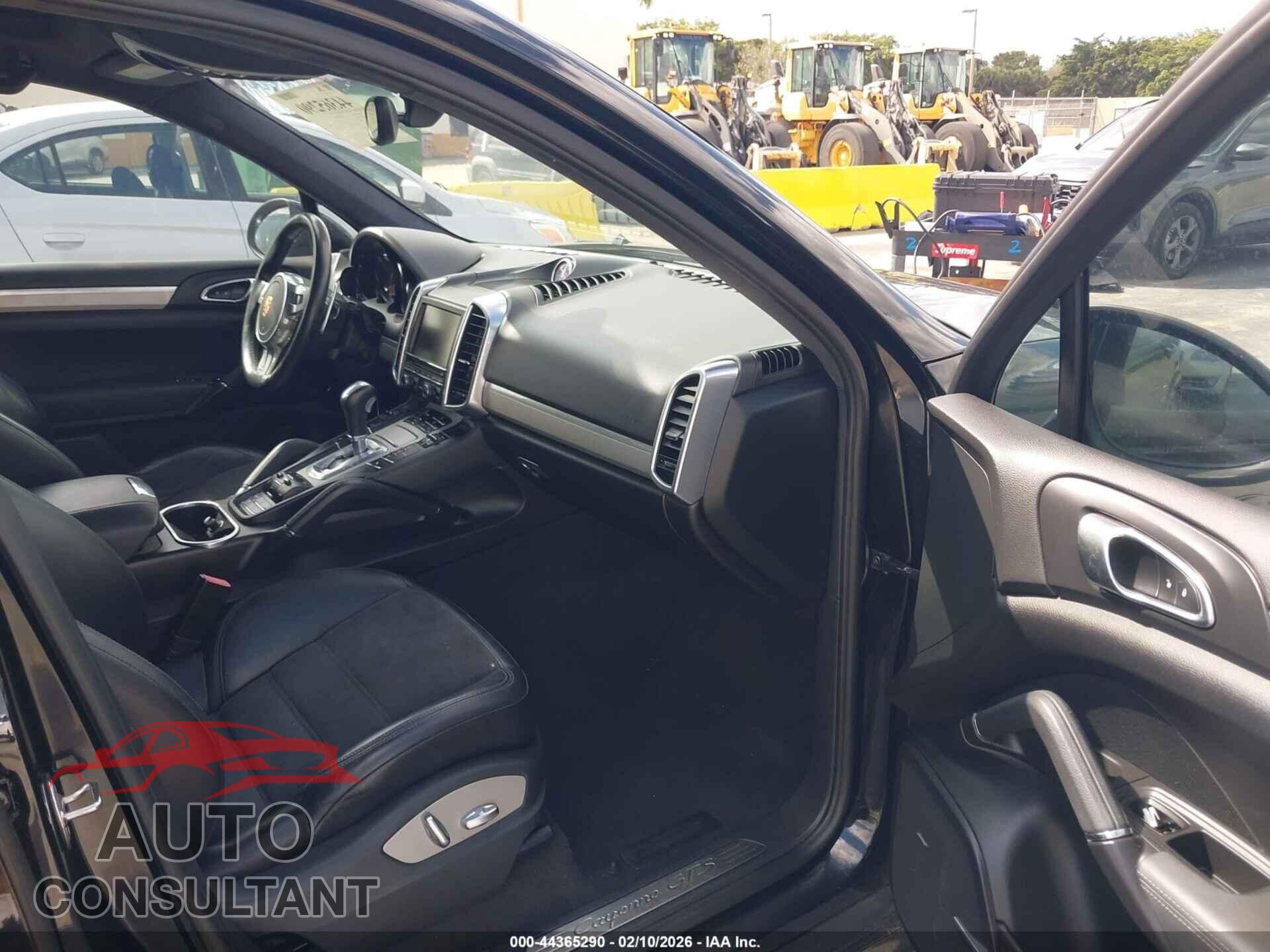 PORSCHE CAYENNE 2013 - WP1AD2A24DLA71306