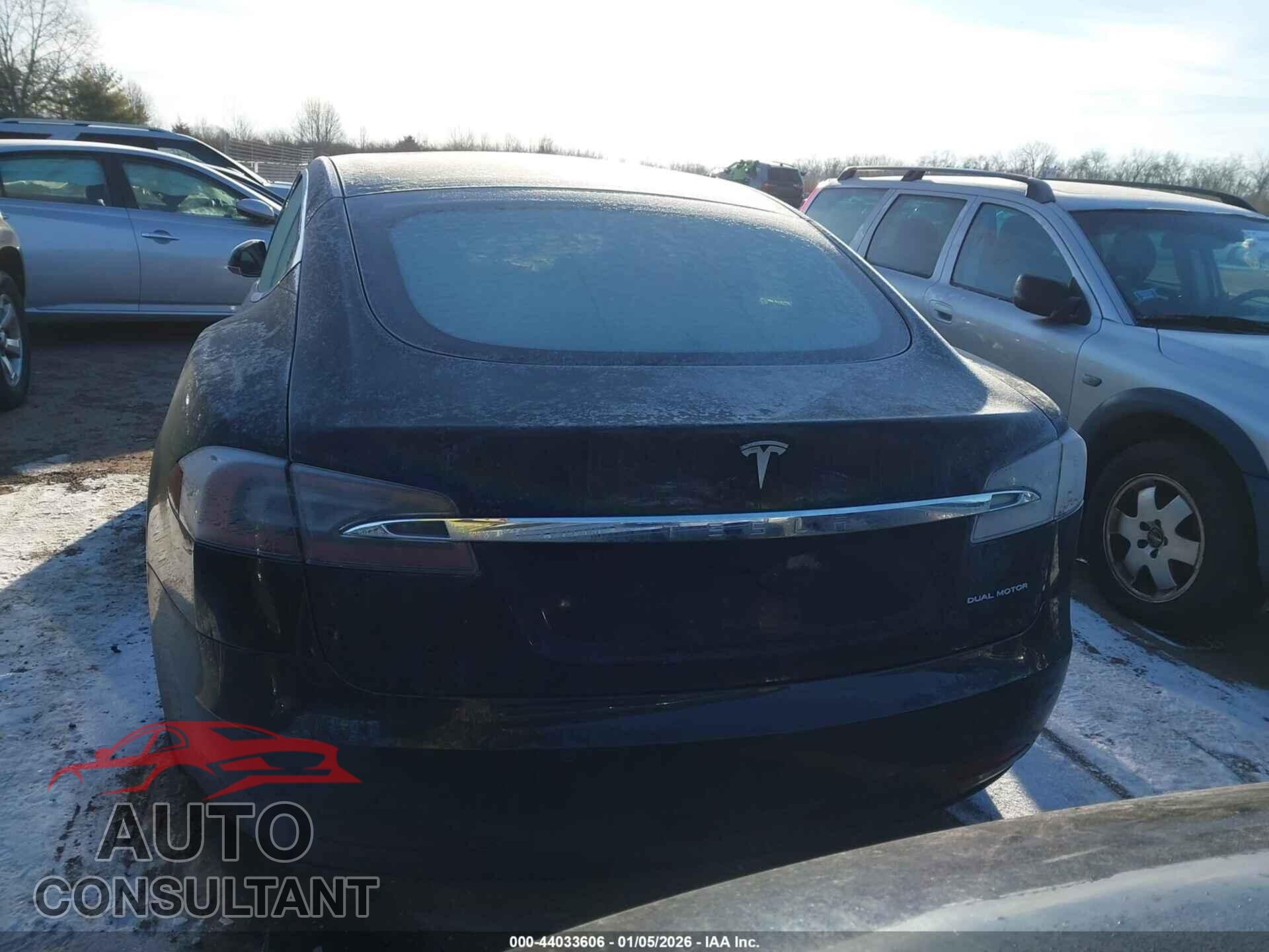 TESLA MODEL S 2021 - 5YJSA1E24MF426822