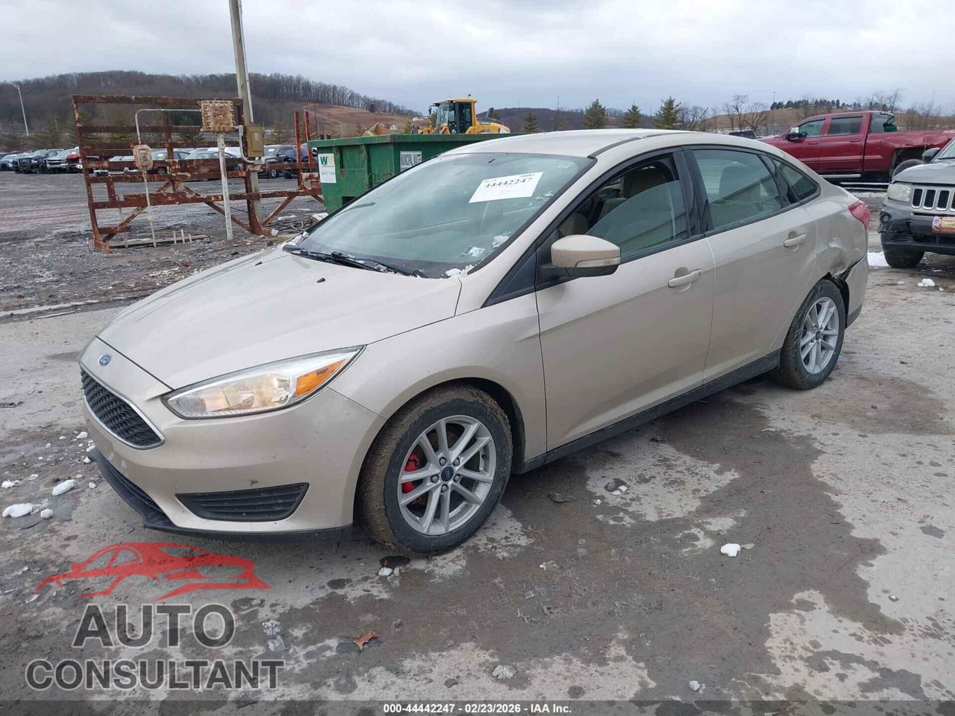 FORD FOCUS 2017 - 1FADP3F28HL262937
