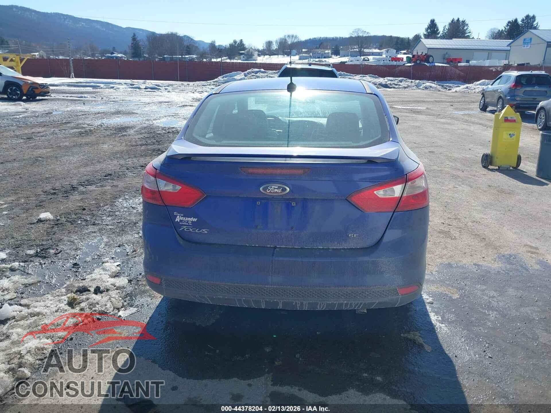FORD FOCUS 2014 - 1FADP3F21EL205717