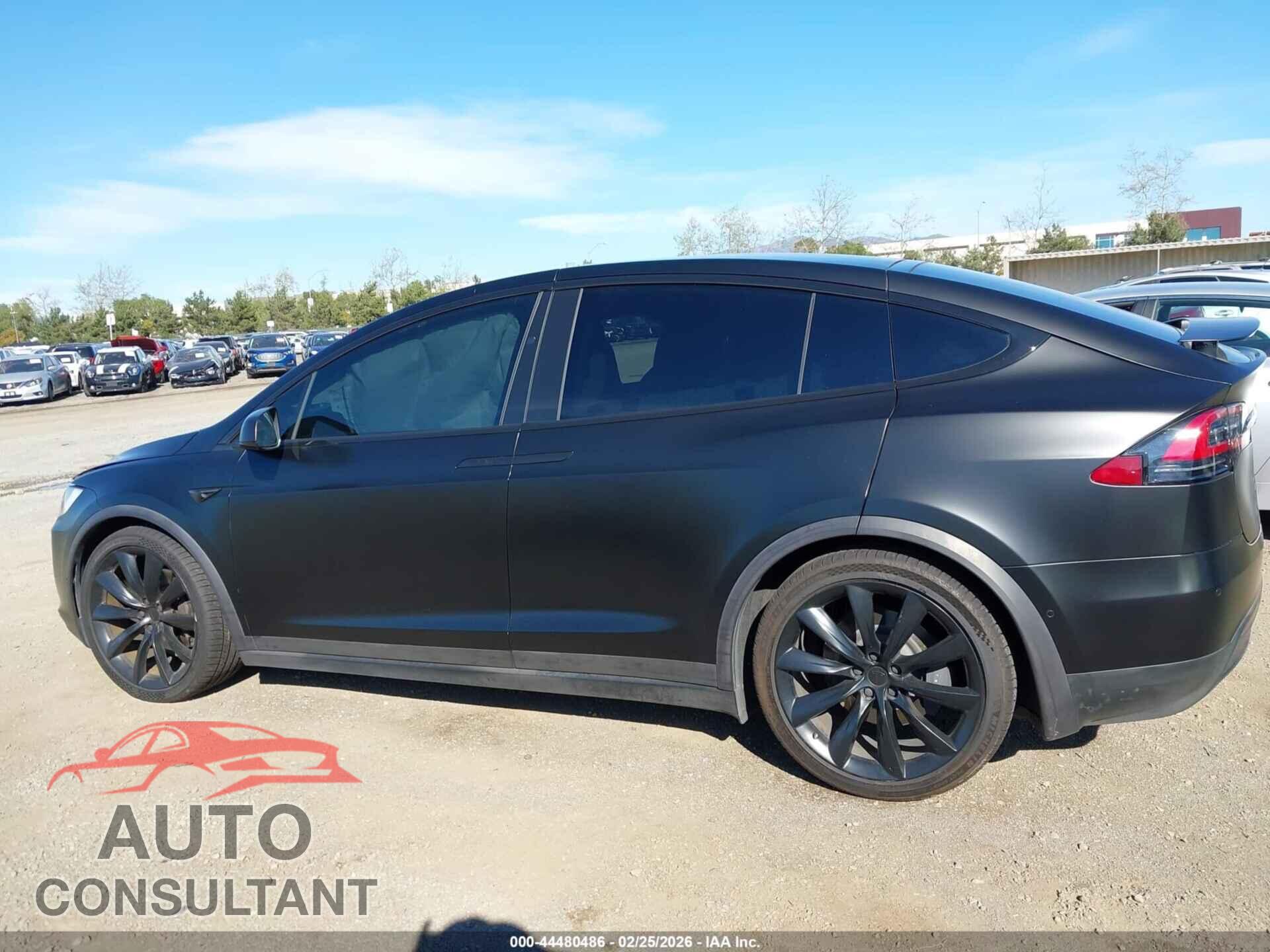 TESLA MODEL X 2019 - 5YJXCBE26KF162425