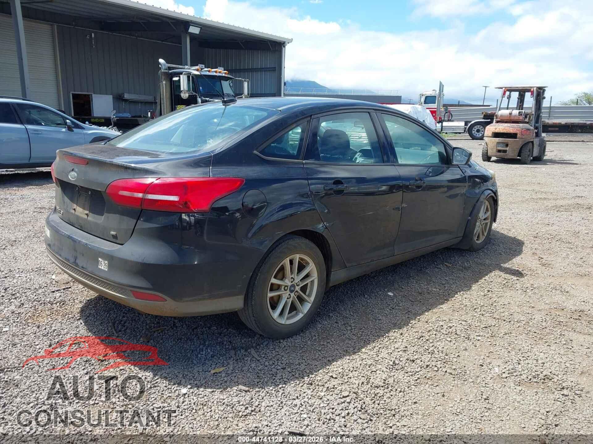 FORD FOCUS 2017 - 1FADP3F26HL263858