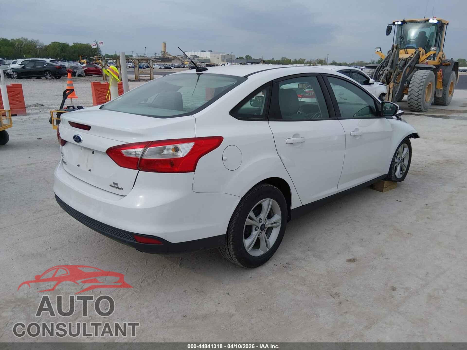 FORD FOCUS 2014 - 1FADP3F2XEL450161