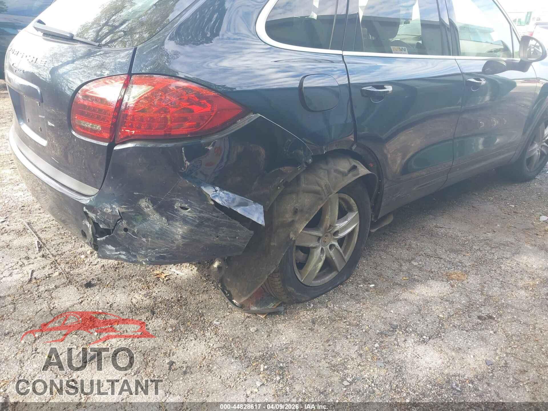 PORSCHE CAYENNE 2012 - WP1AA2A21CLA12267