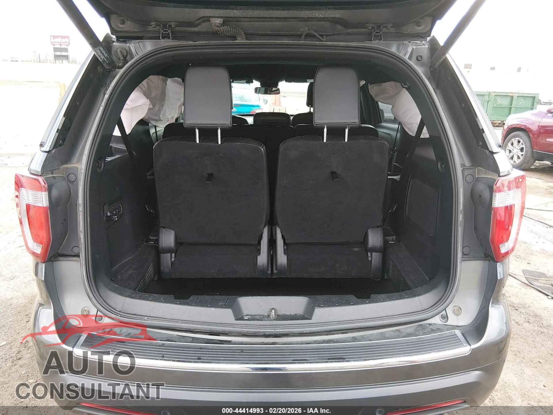 FORD EXPLORER 2018 - 1FM5K7F86JGB35204