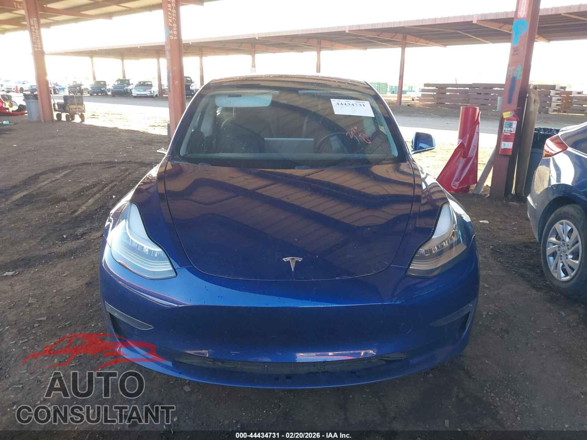 TESLA MODEL 3 2019 - 5YJ3E1EA0KF190411