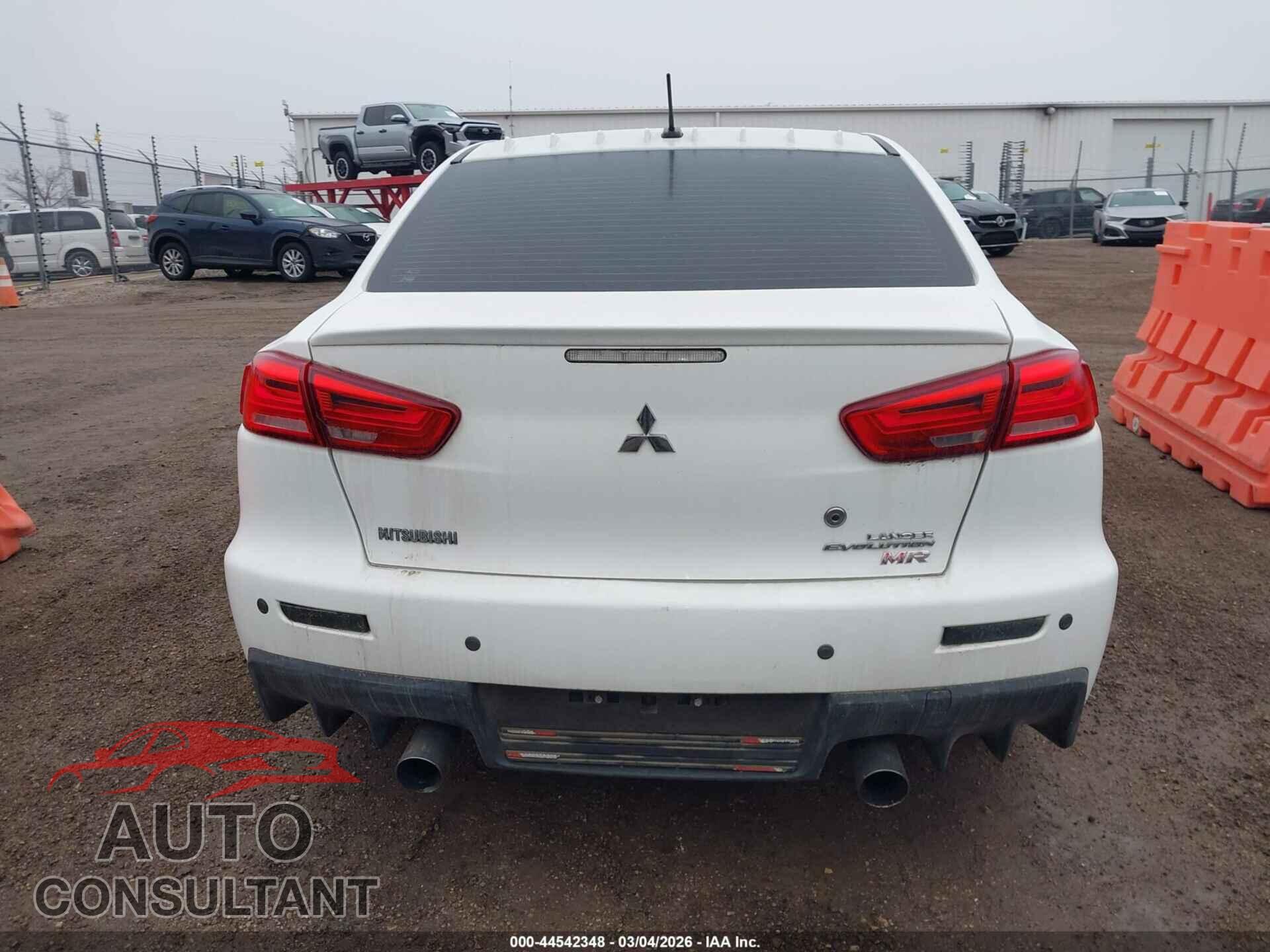 MITSUBISHI LANCER EVOLUTION 2015 - JA32W5FVXFU008646