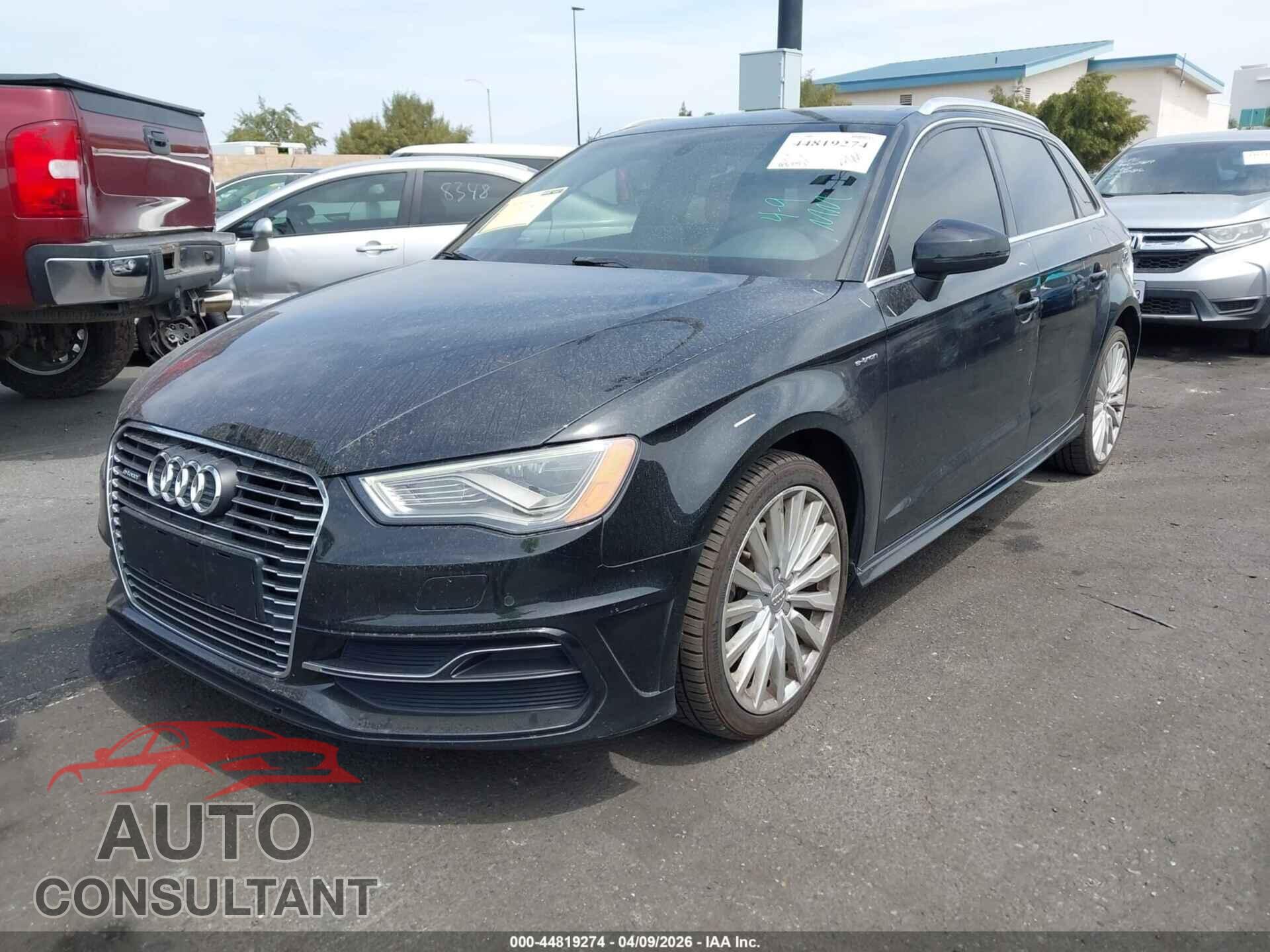 AUDI A3 E-TRON 2016 - WAUTPBFF1GA111495