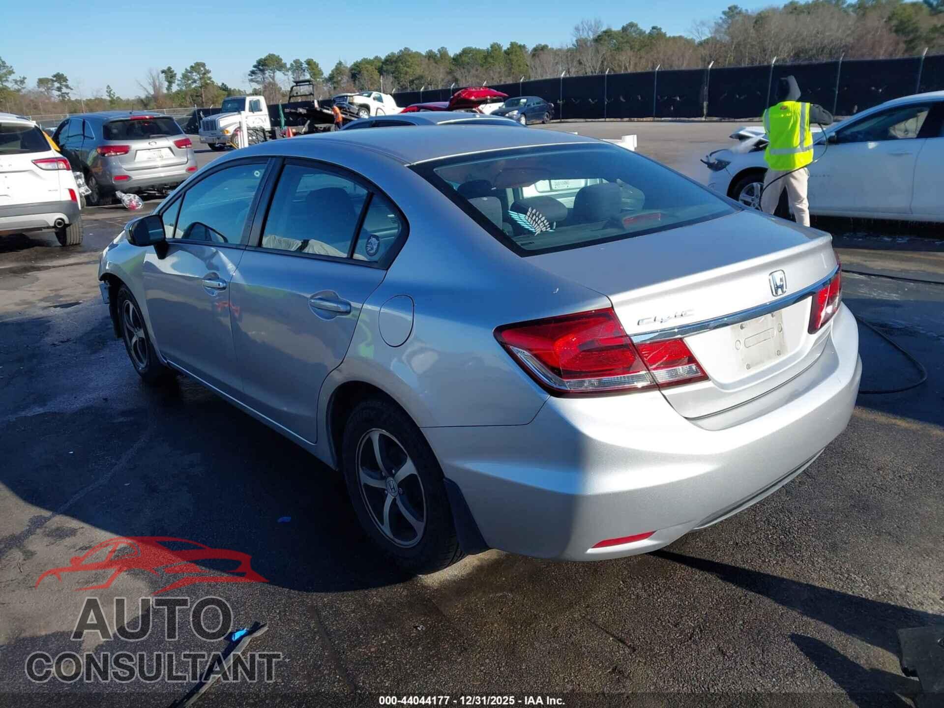 HONDA CIVIC 2015 - 19XFB2F71FE030970