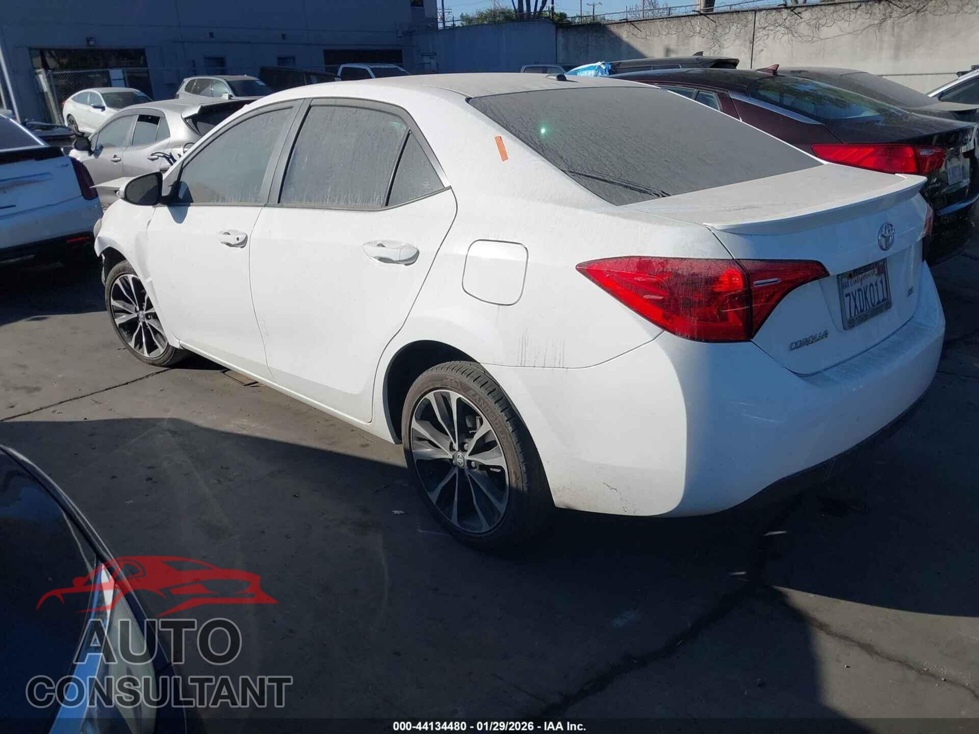 TOYOTA COROLLA 2017 - 5YFBURHEXHP606859