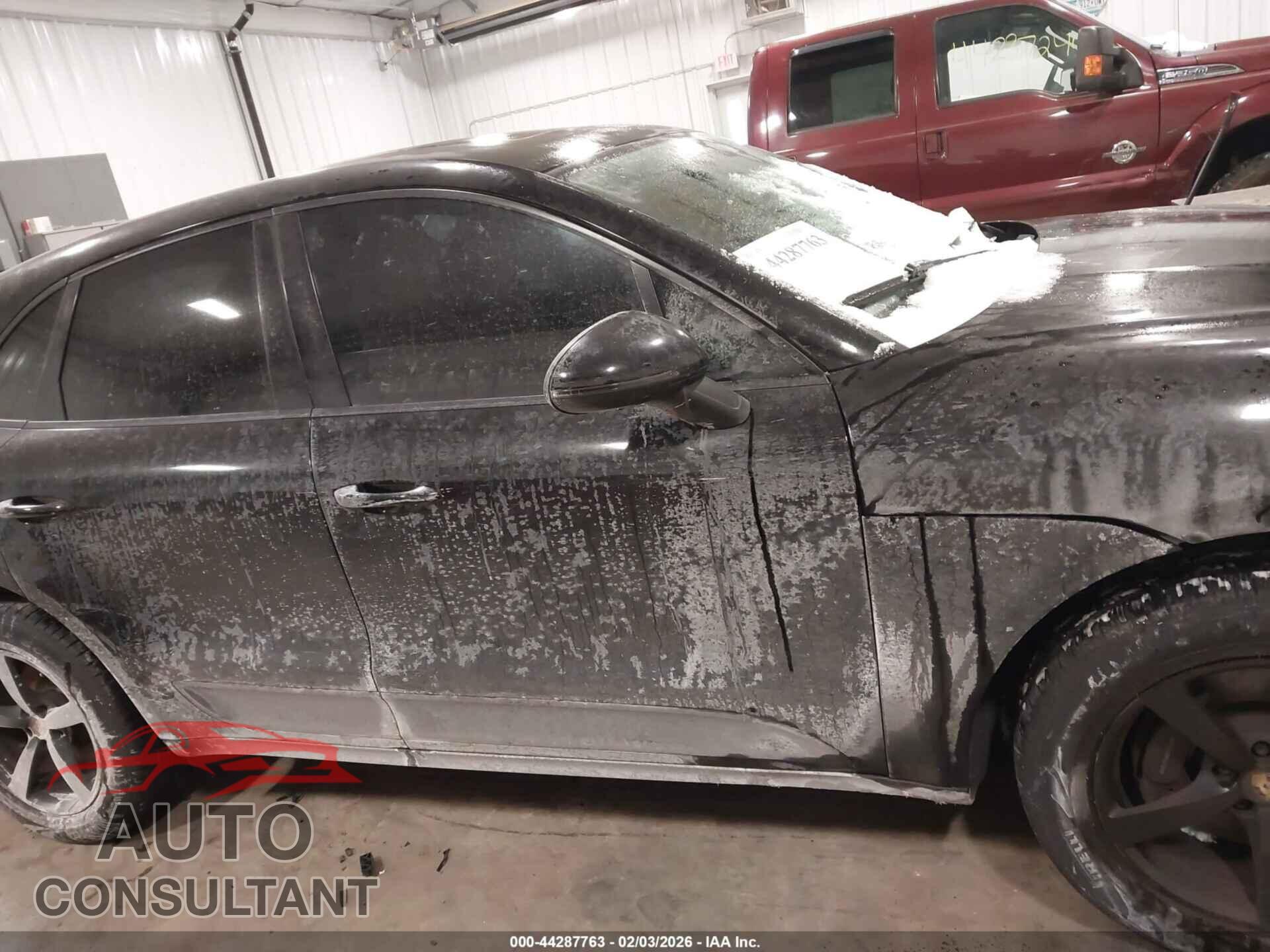 PORSCHE MACAN 2017 - WP1AA2A57HLB08096
