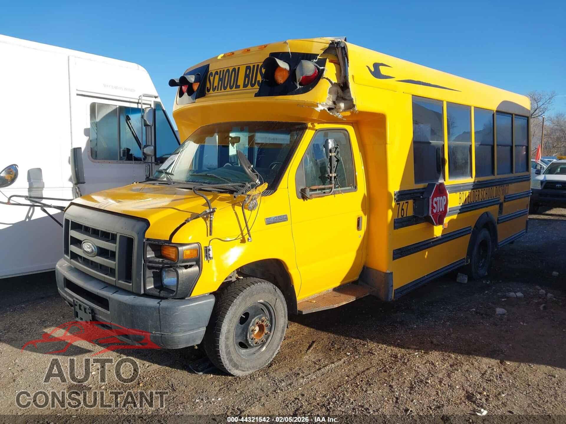 FORD E-450 CUTAWAY 2013 - 1FDFE4FS5DDA95273