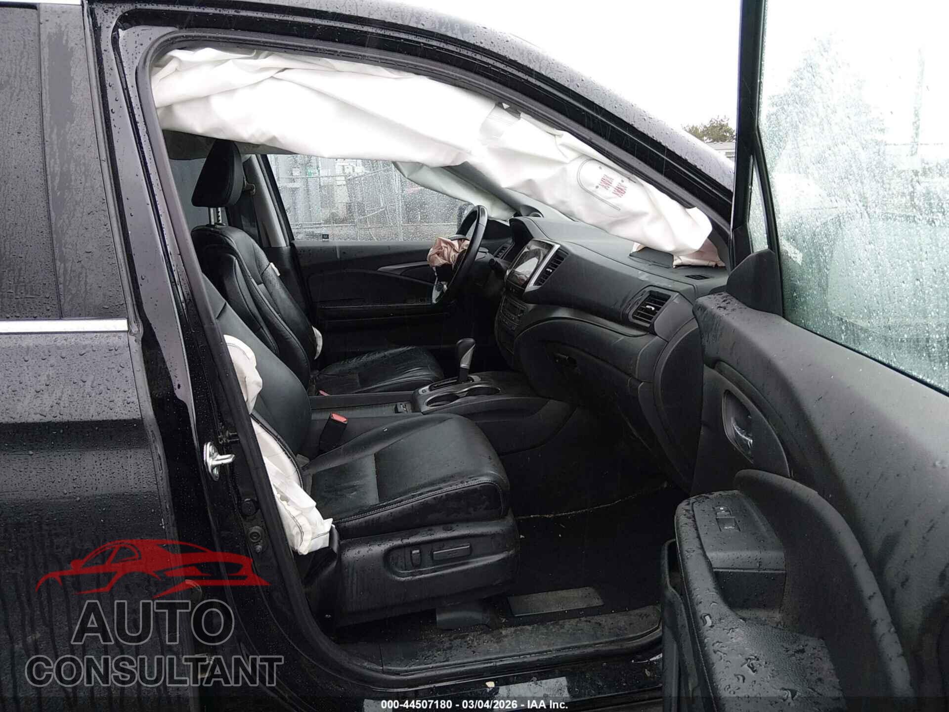 HONDA RIDGELINE 2017 - 5FPYK3F60HB018092