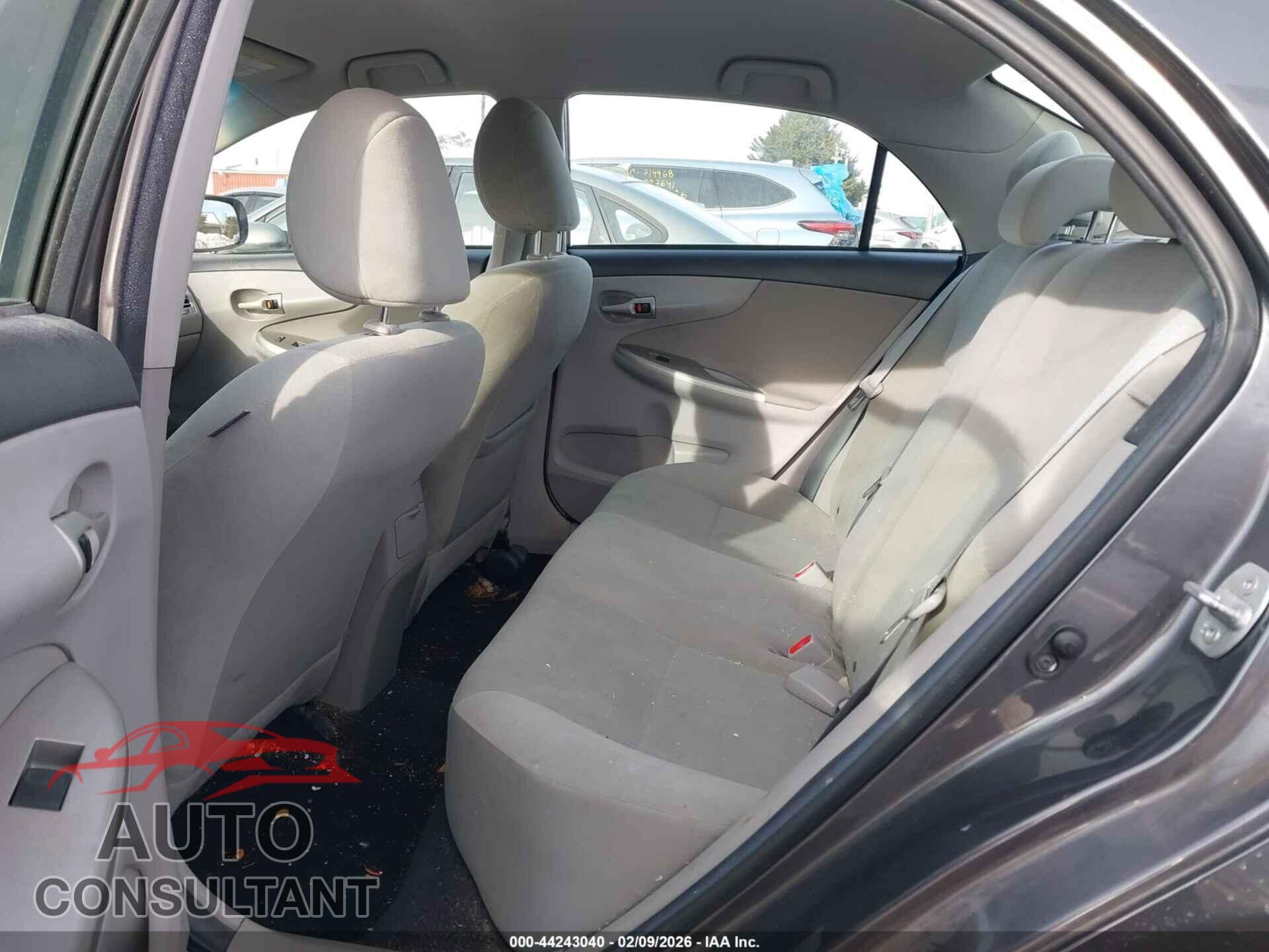 TOYOTA COROLLA 2013 - 2T1BU4EEXDC090892