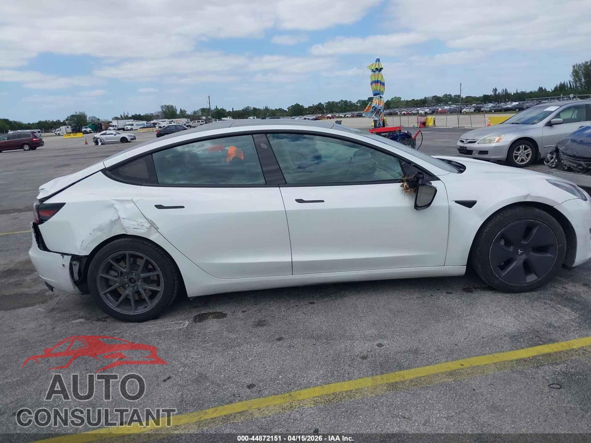 TESLA MODEL 3 2021 - 5YJ3E1EA6MF868159