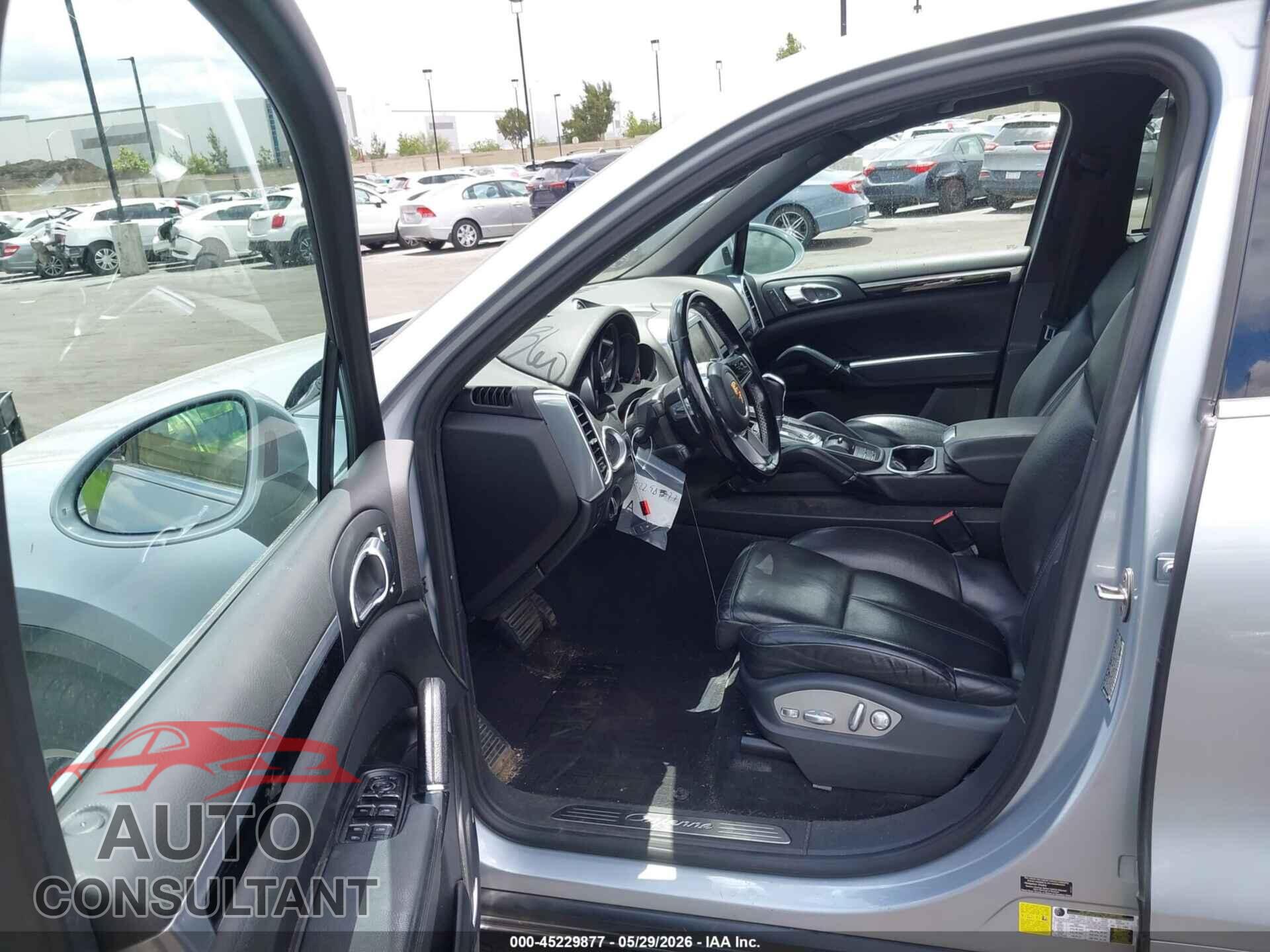 PORSCHE CAYENNE 2016 - WP1AF2A20GLA40309