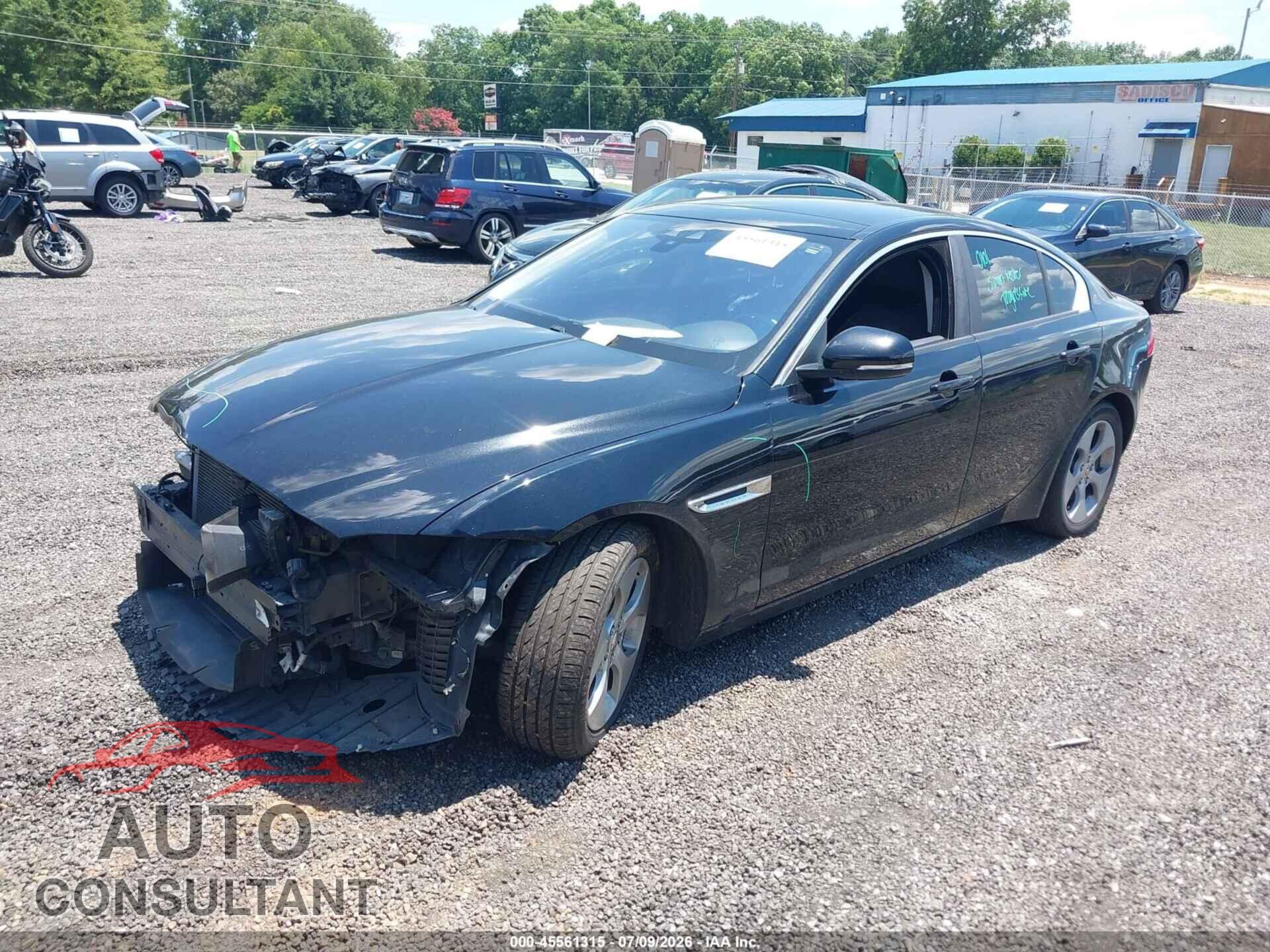 JAGUAR XE 2018 - SAJAR4FX1JCP39174