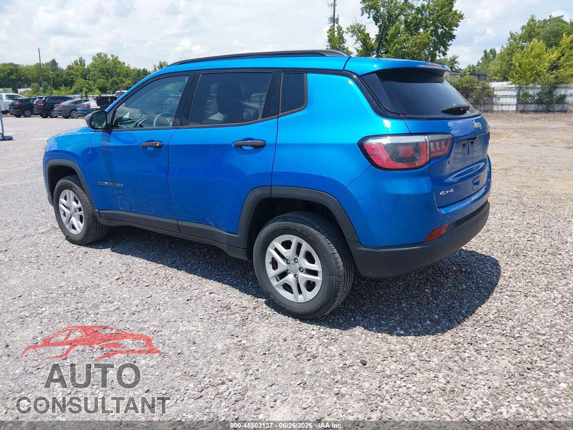 JEEP COMPASS 2018 - 3C4NJDAB3JT372172