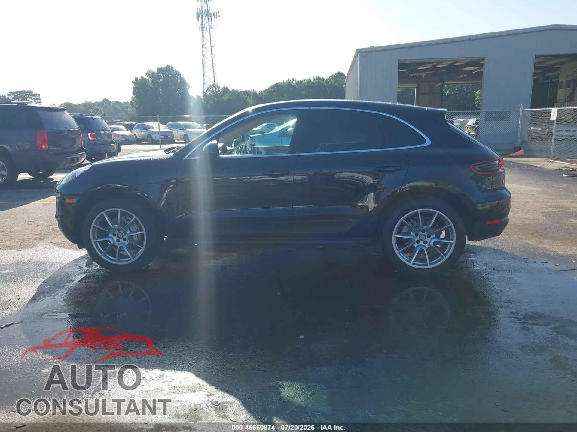 PORSCHE MACAN 2015 - WP1AB2A59FLB71601