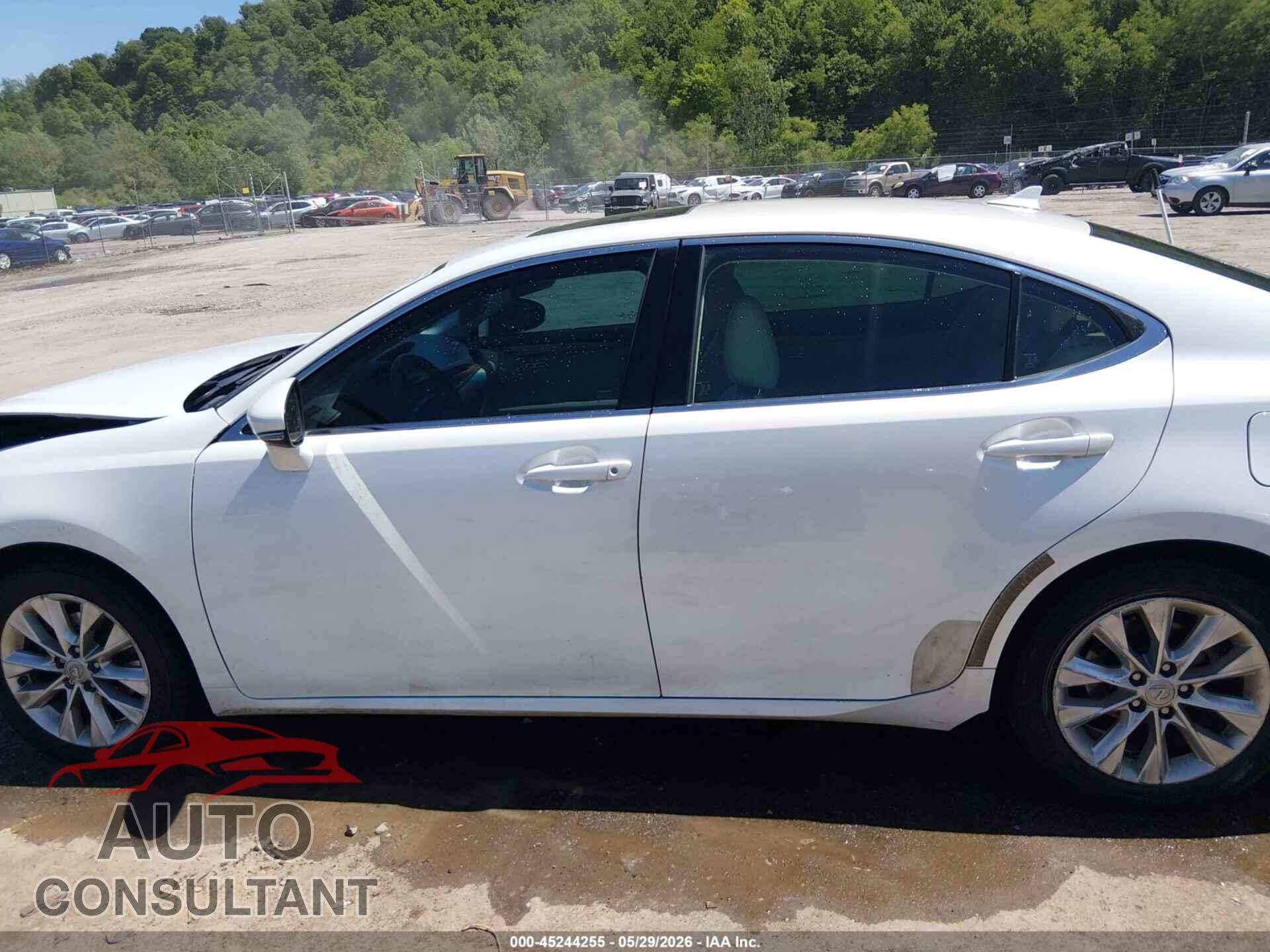 LEXUS ES 300H 2014 - JTHBW1GG0E2045997