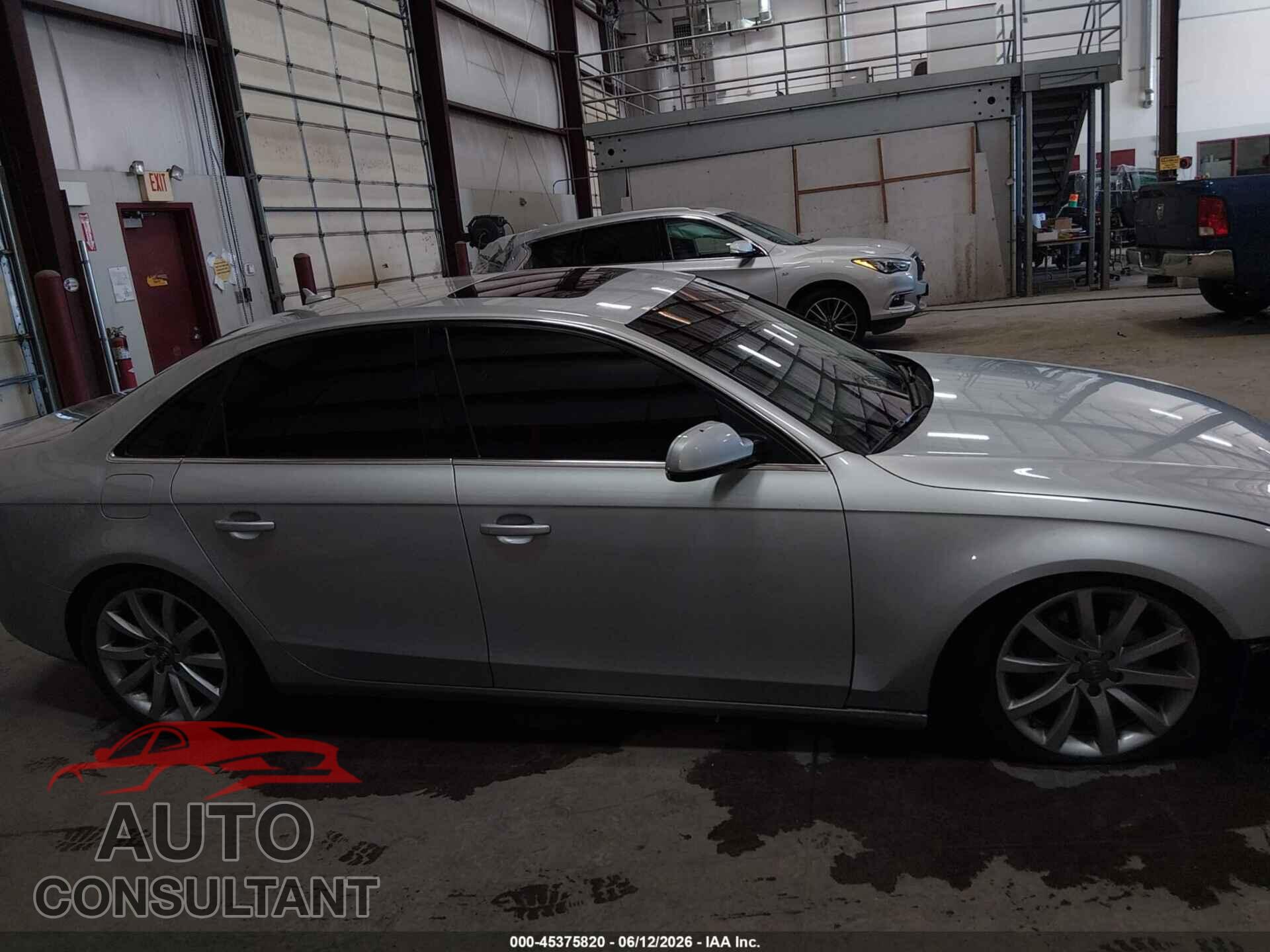 AUDI A4 2013 - WAUFFAFL2DN004430