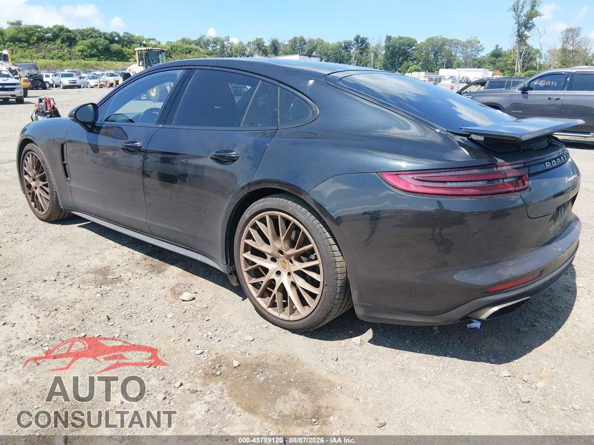 PORSCHE PANAMERA 2017 - WP0AA2A72HL100653