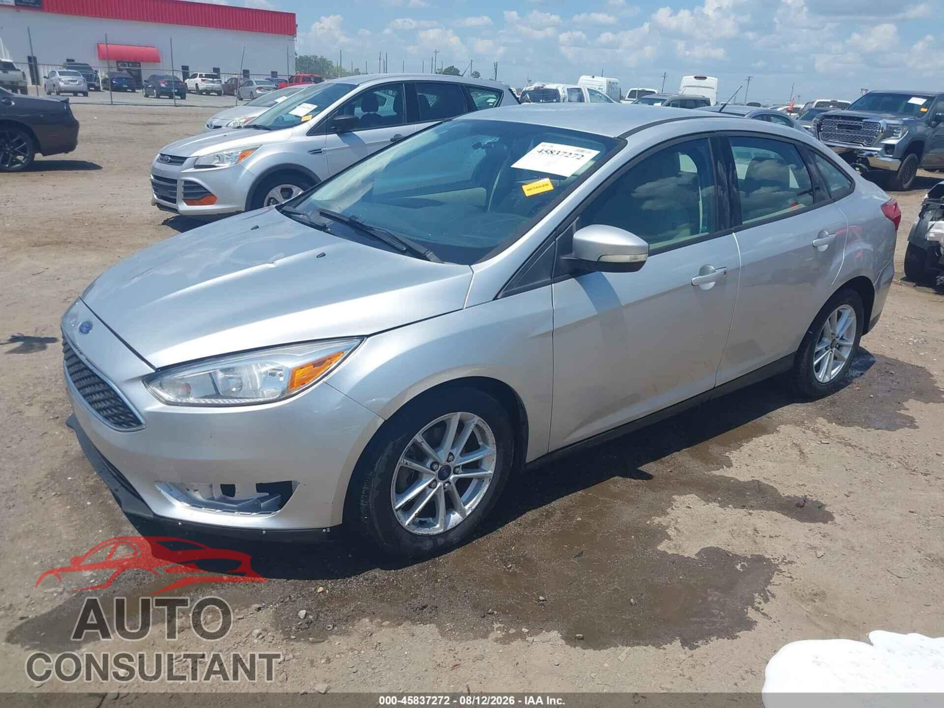 FORD FOCUS 2015 - 1FADP3F24FL304405