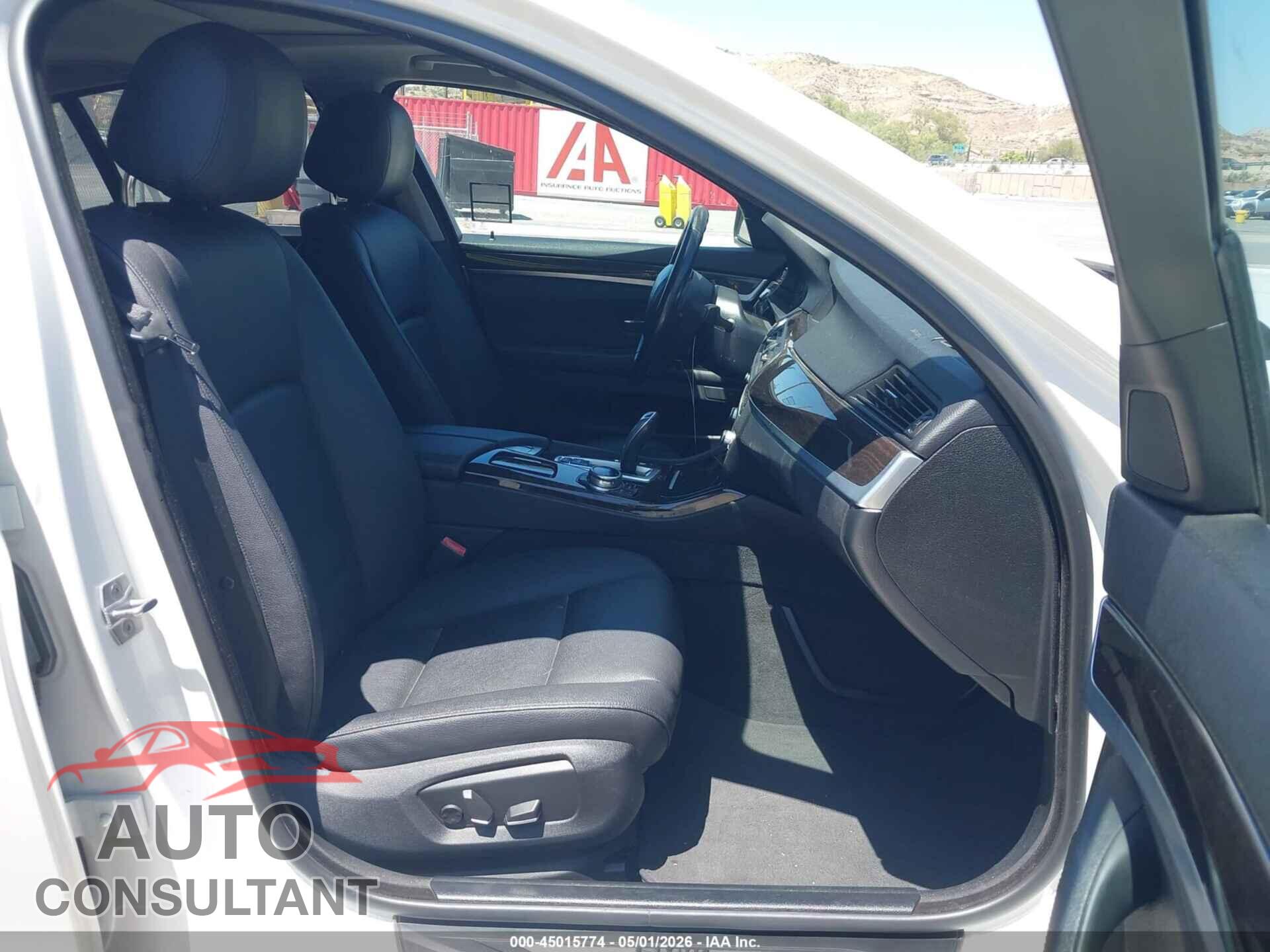BMW 528I 2015 - WBA5A5C57FD513655